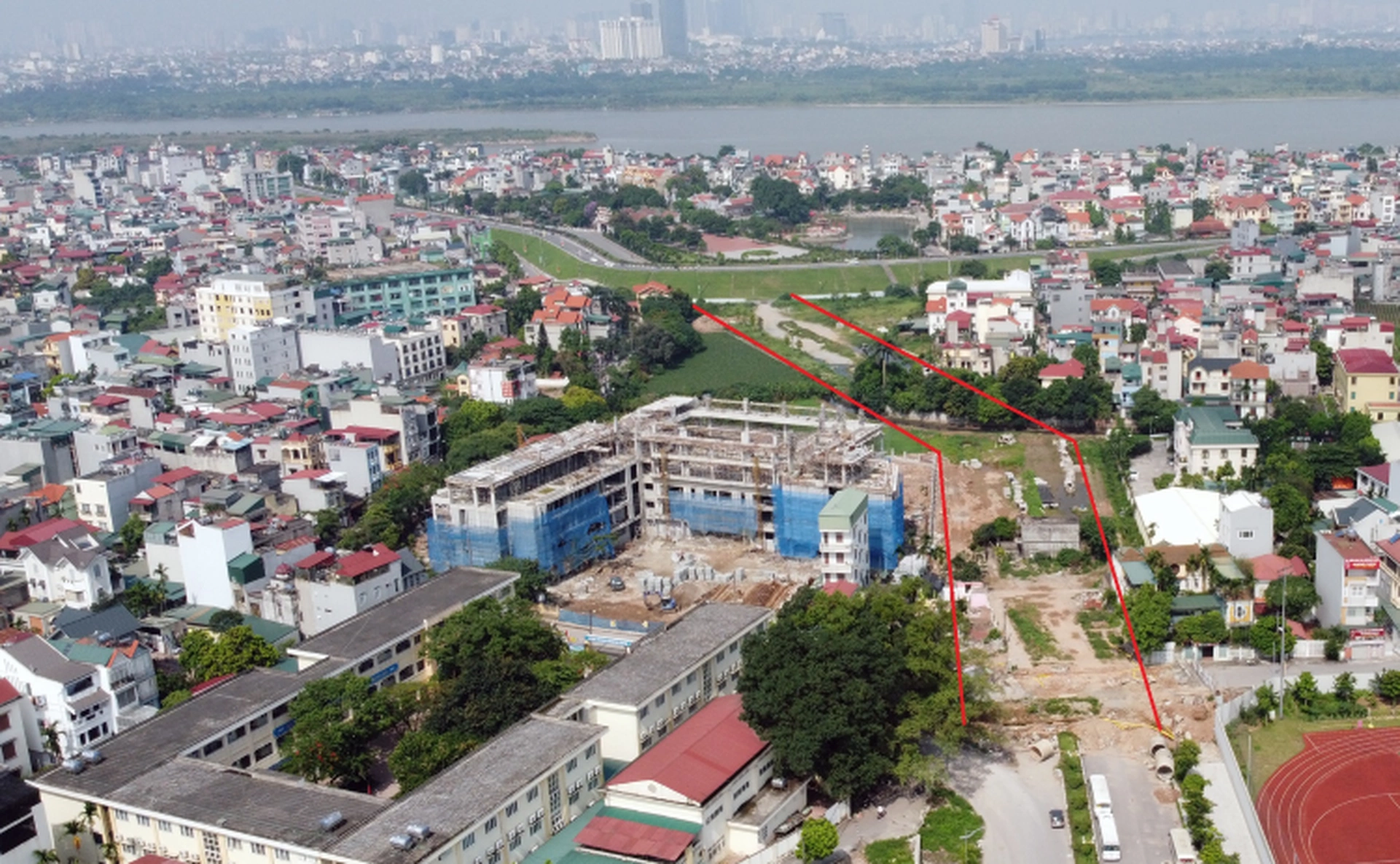 Thổ cư Long Biên tháng 3/2025: Giao dịch giảm 58% nhưng giá không giảm, vì sao?