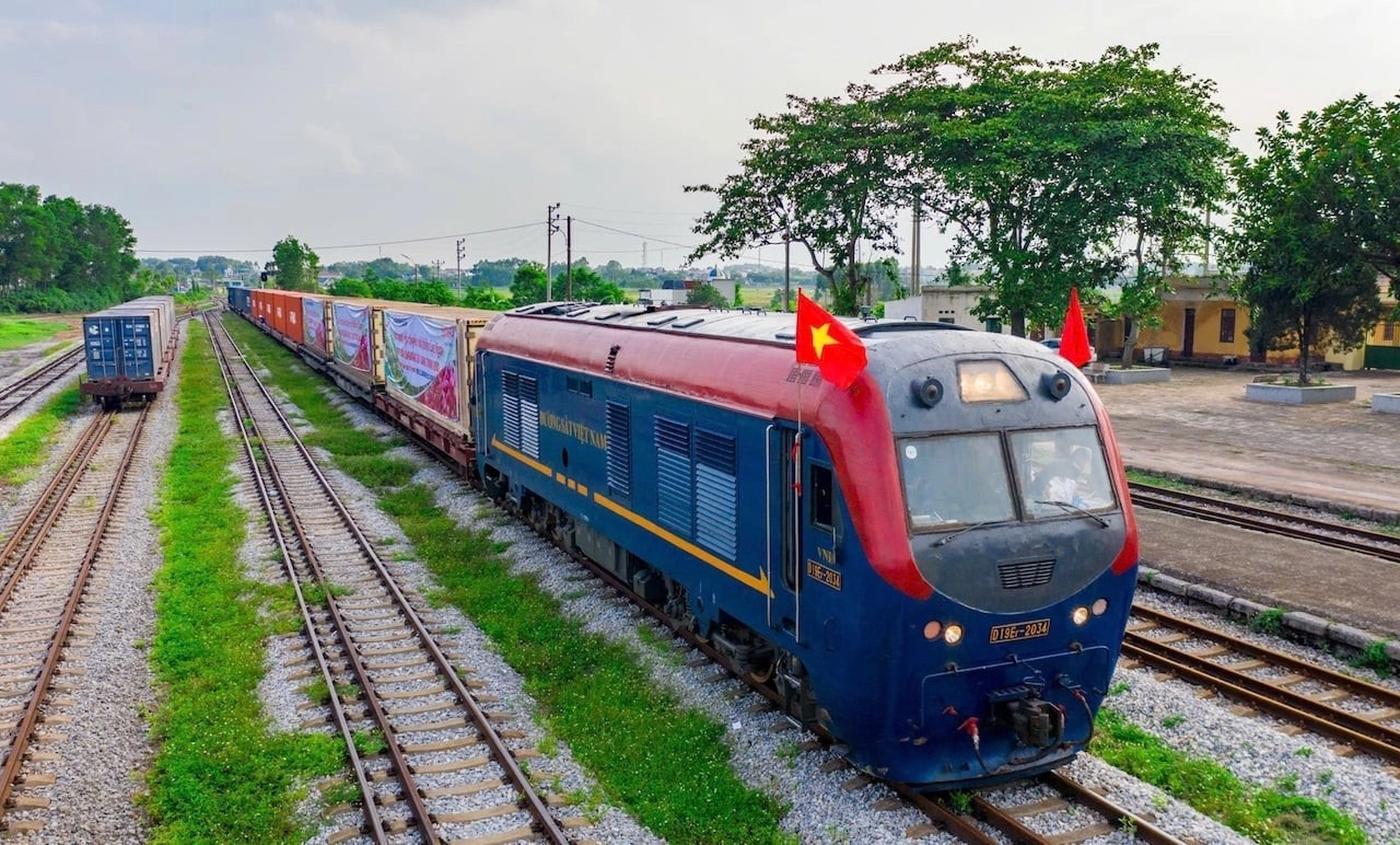 Đường sắt Lào Cai - Hà Nội - Hải Phòng: Công nghệ đột phá và tiêu chuẩn an toàn tối ưu