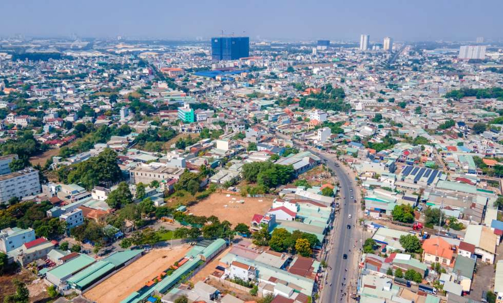 Hạ tầng tăng tốc, bất động sản khu Tây TP.HCM “trỗi dậy” trong 6 tháng cuối năm 2025
