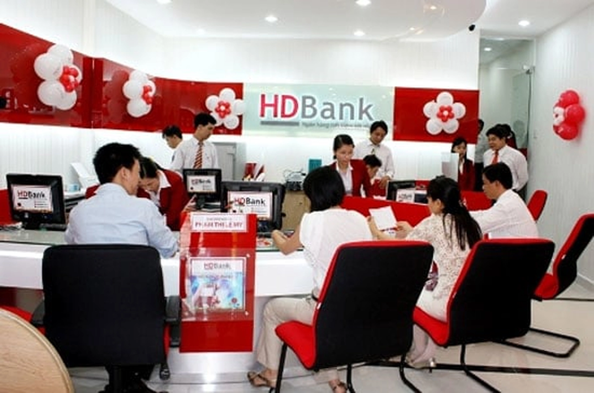 Lãi suất ngân hàng hôm nay 19/6/2025: HDBank vượt mốc 7,7% kỳ hạn 12 tháng
