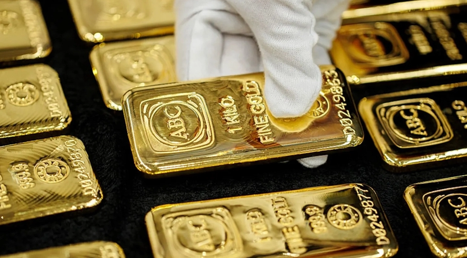 Giá vàng hôm nay 20/6/2025: Giảm thêm 200.000 đồng/lượng