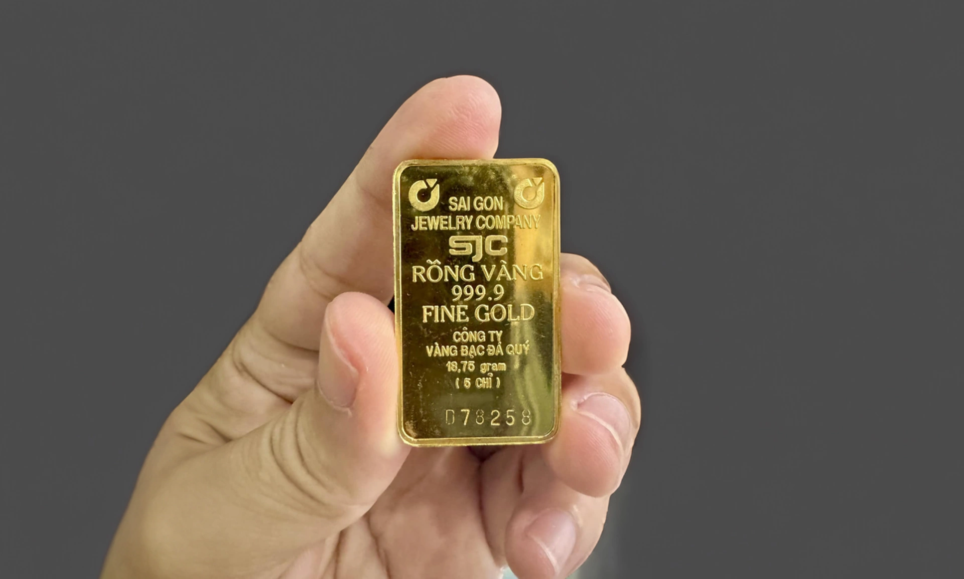 Giá vàng hôm nay 23/6/2025: Giao dịch quanh 119,7 triệu đồng