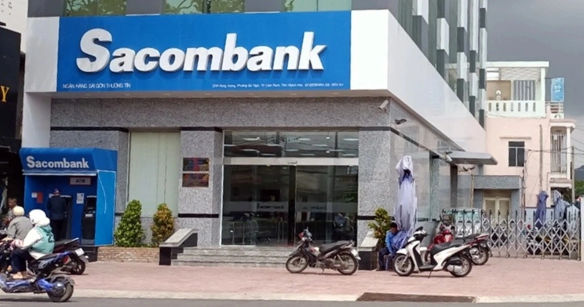 Lãi suất ngân hàng hôm nay 24/6/2025: Sacombank duy trì 5,7%/năm kỳ hạn dài