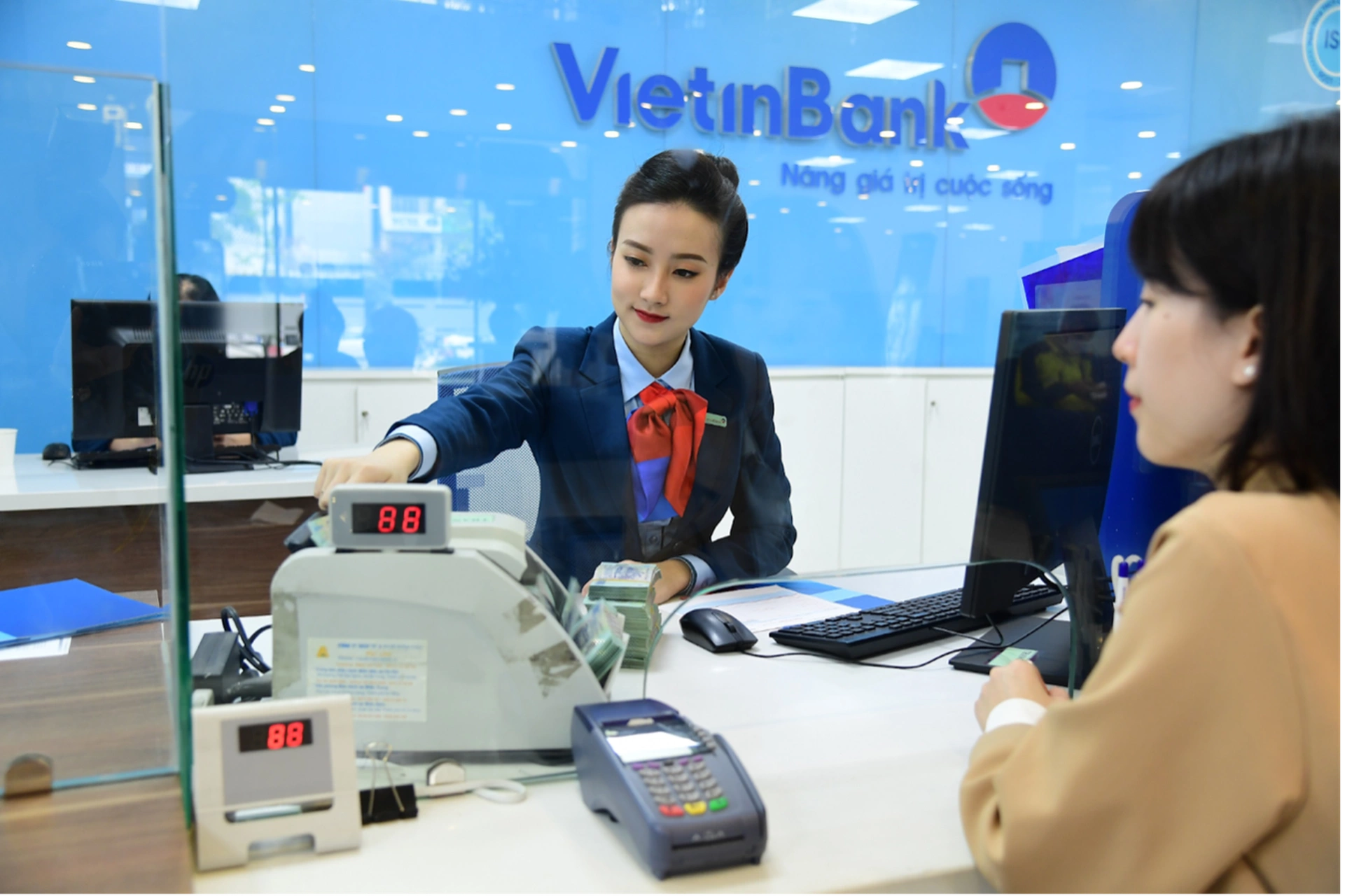 Lãi suất ngân hàng Vietinbank năm 2023 đang là bao nhiêu? Ngân hàng có cho vay mua dự án Masteri Waterfront không? 