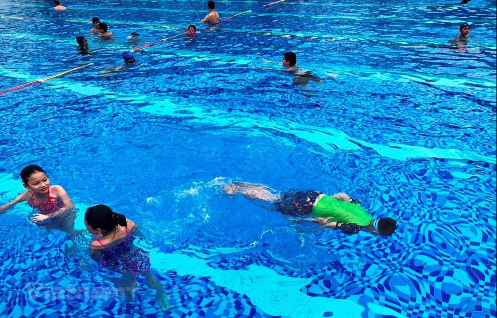 Top 10 bể bơi đẹp nhất TP Thủ Đức hút khách mùa hè 