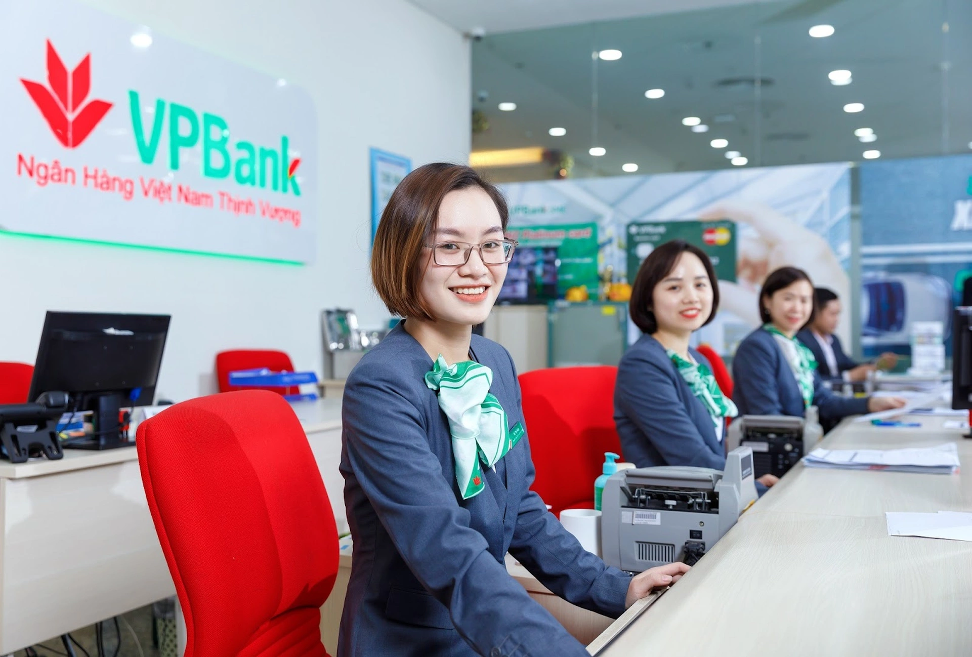 Phòng giao dịch ngân hàng VPBank nằm ở tòa nào khu đô thị Vinhomes Ocean Park Gia Lâm?