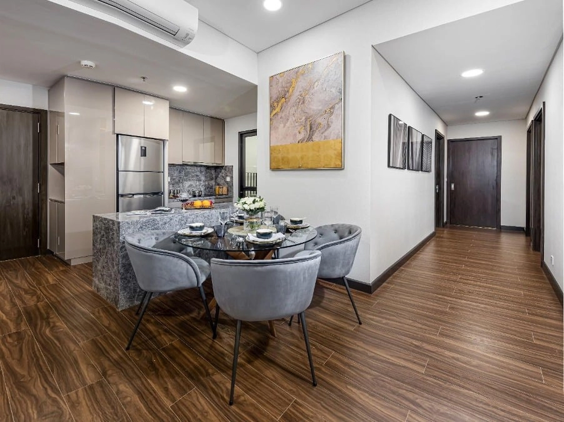Căn 3PN tòa M1 - Miami - Masteri Waterfront hướng Đông Bắc, Tây Bắc giá bao nhiêu 1m2?
