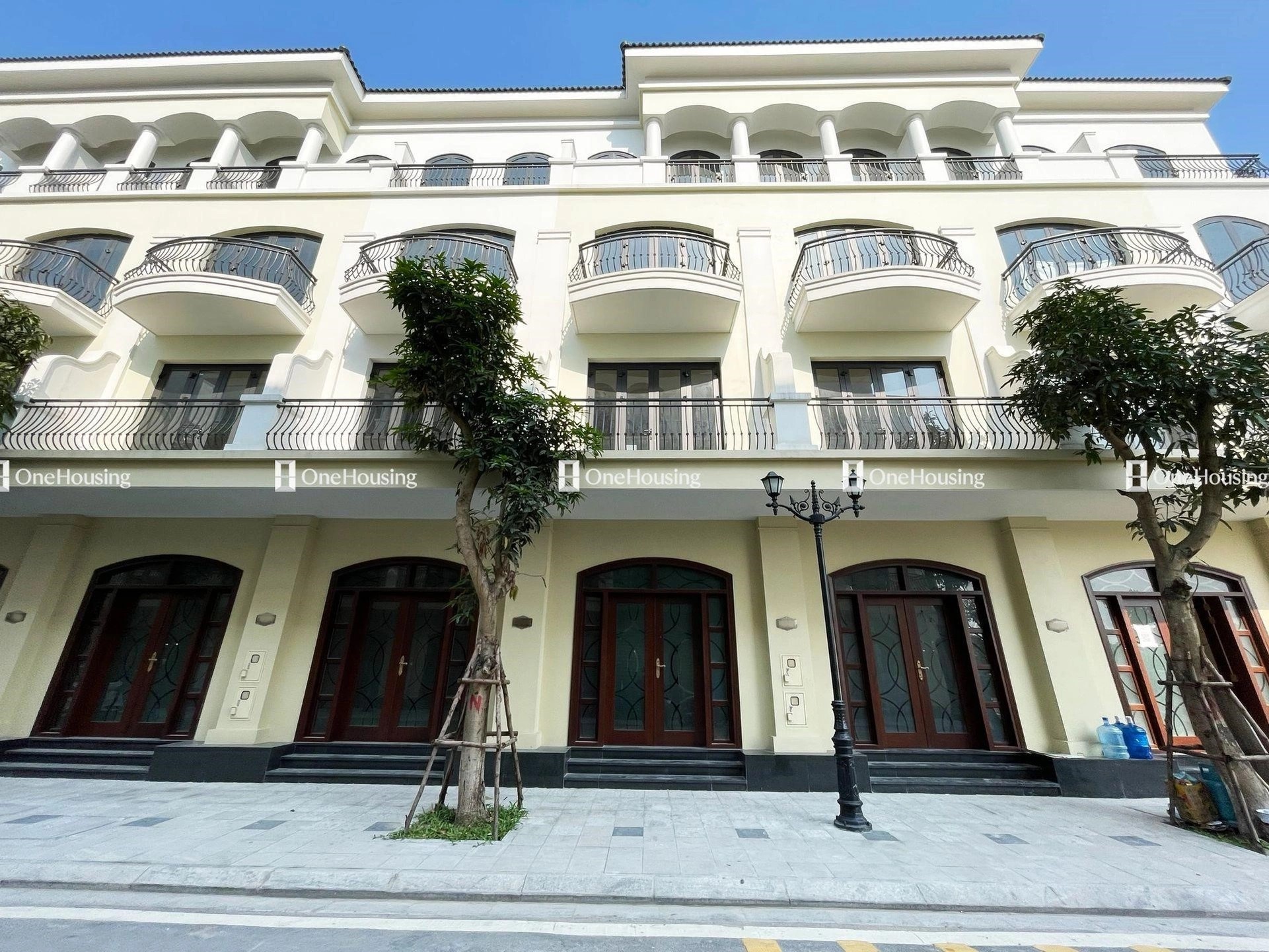 Vì sao nên mua nhà liền kề hướng Đường Chà Là 7 - căn thường mặt tiền Tây Bắc khu Chà Là - Vinhomes Ocean Park 2 ở OneHousing?