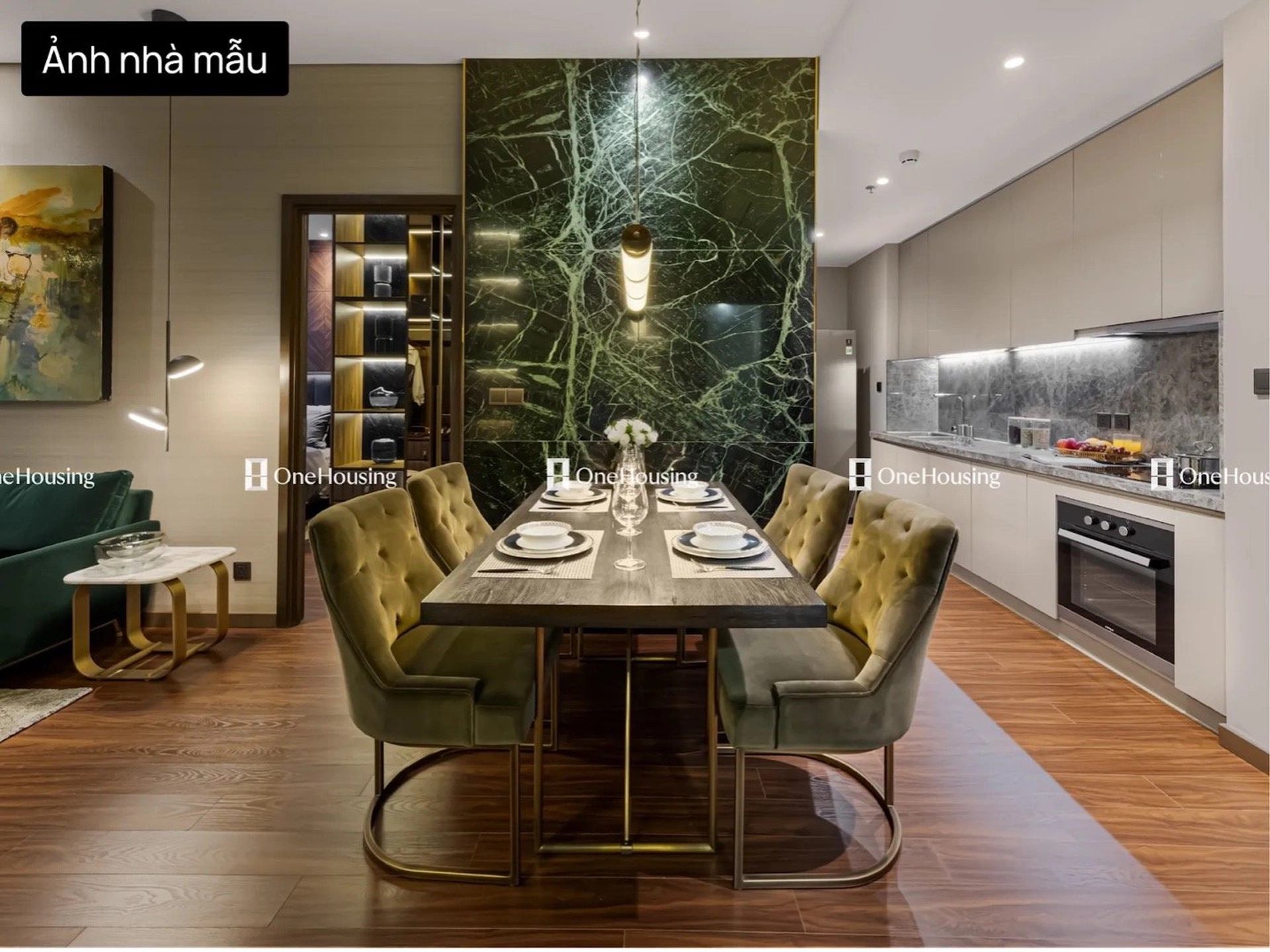 Căn 2PN tòa M1 - Miami - Masteri Waterfront hướng Đông Nam giá bao nhiêu 1m2?
