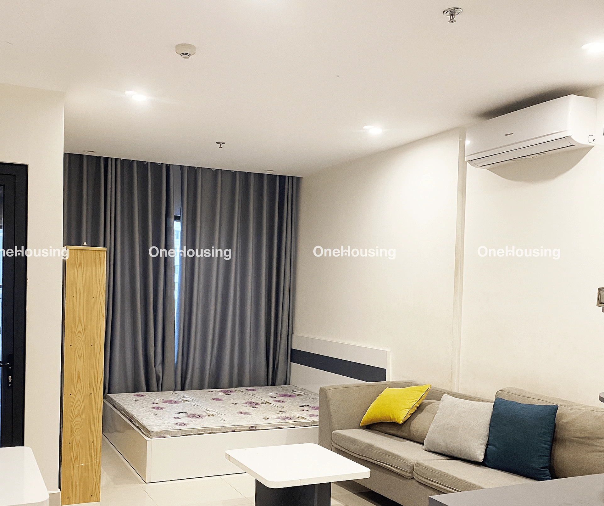 Căn studio tòa R1.05 - The Zen Park - Vinhomes Ocean Park Gia Lâm hướng Đông Bắc giá bao nhiêu 1m2?