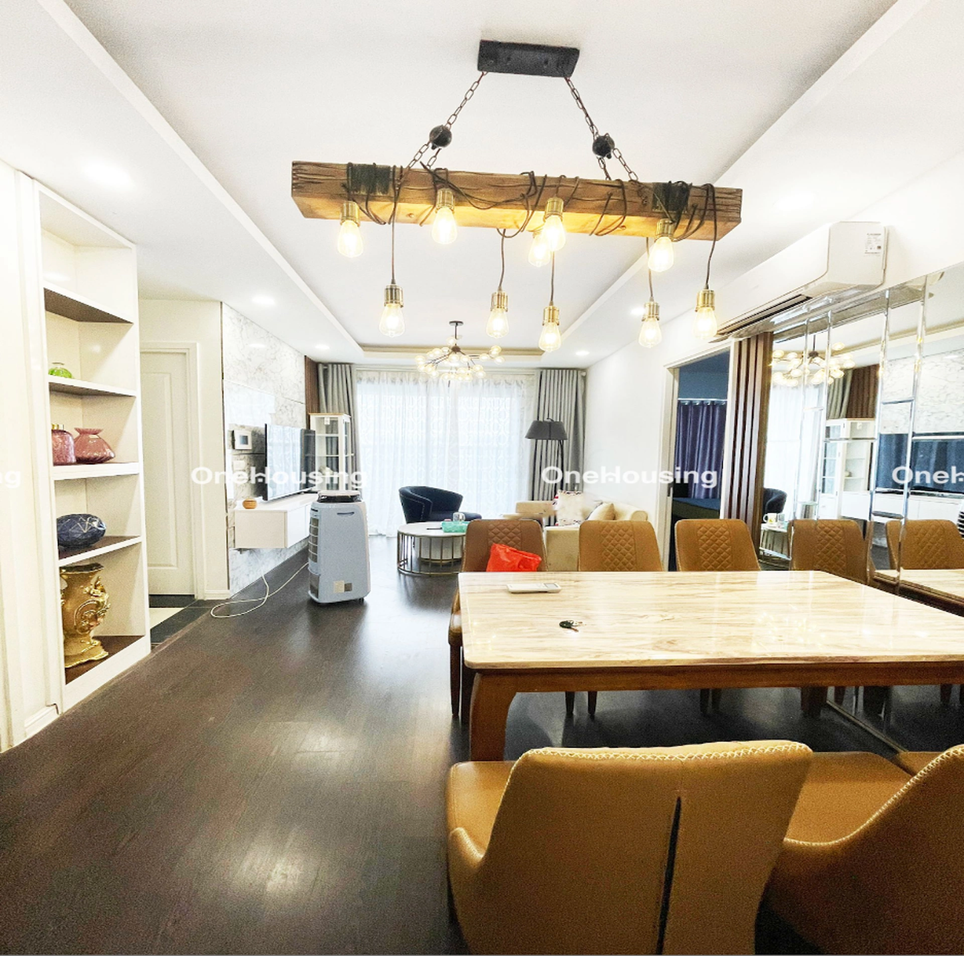 Căn 3PN tòa D - Imperia Sky Garden hướng Tây Nam OneHousing đang bán giá bao nhiêu 1m2?