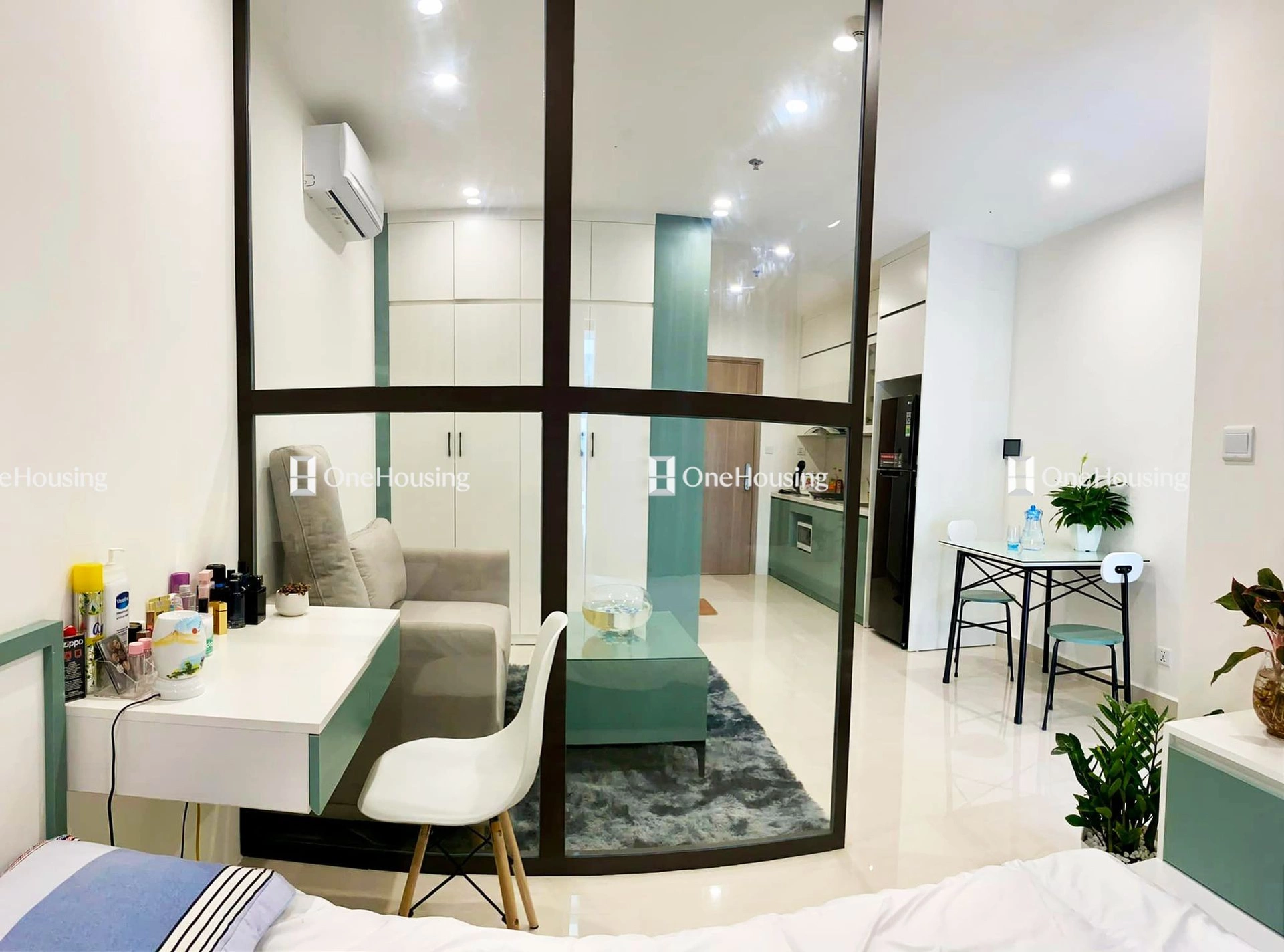 Căn studio tòa S3.01 - The Sapphire - Vinhomes Smart City hướng Đông Nam giá bao nhiêu 1m2?