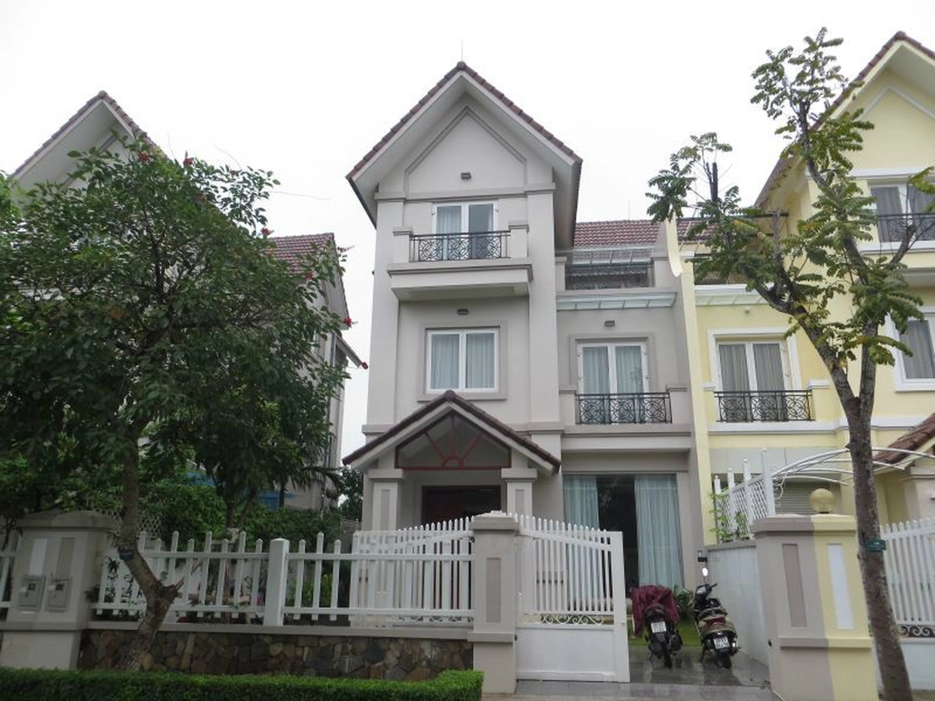 Cập nhật mới nhất giá bán nhà biệt thự, liền kề quận Long Biên