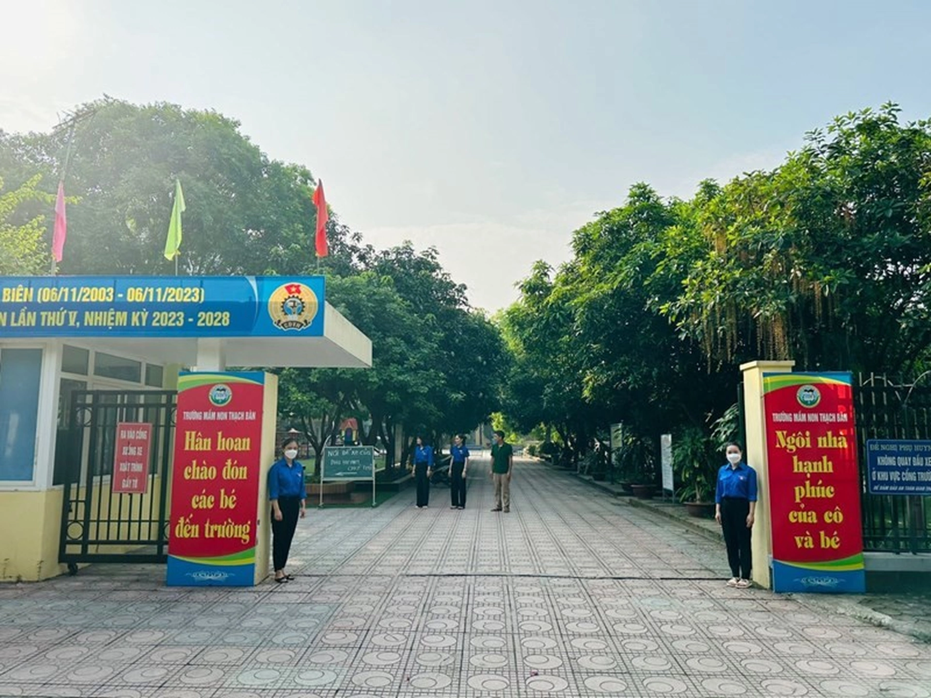 Gần chung cư Him Lam Thạch Bàn 2 quận Long Biên có các trường mầm non nào?