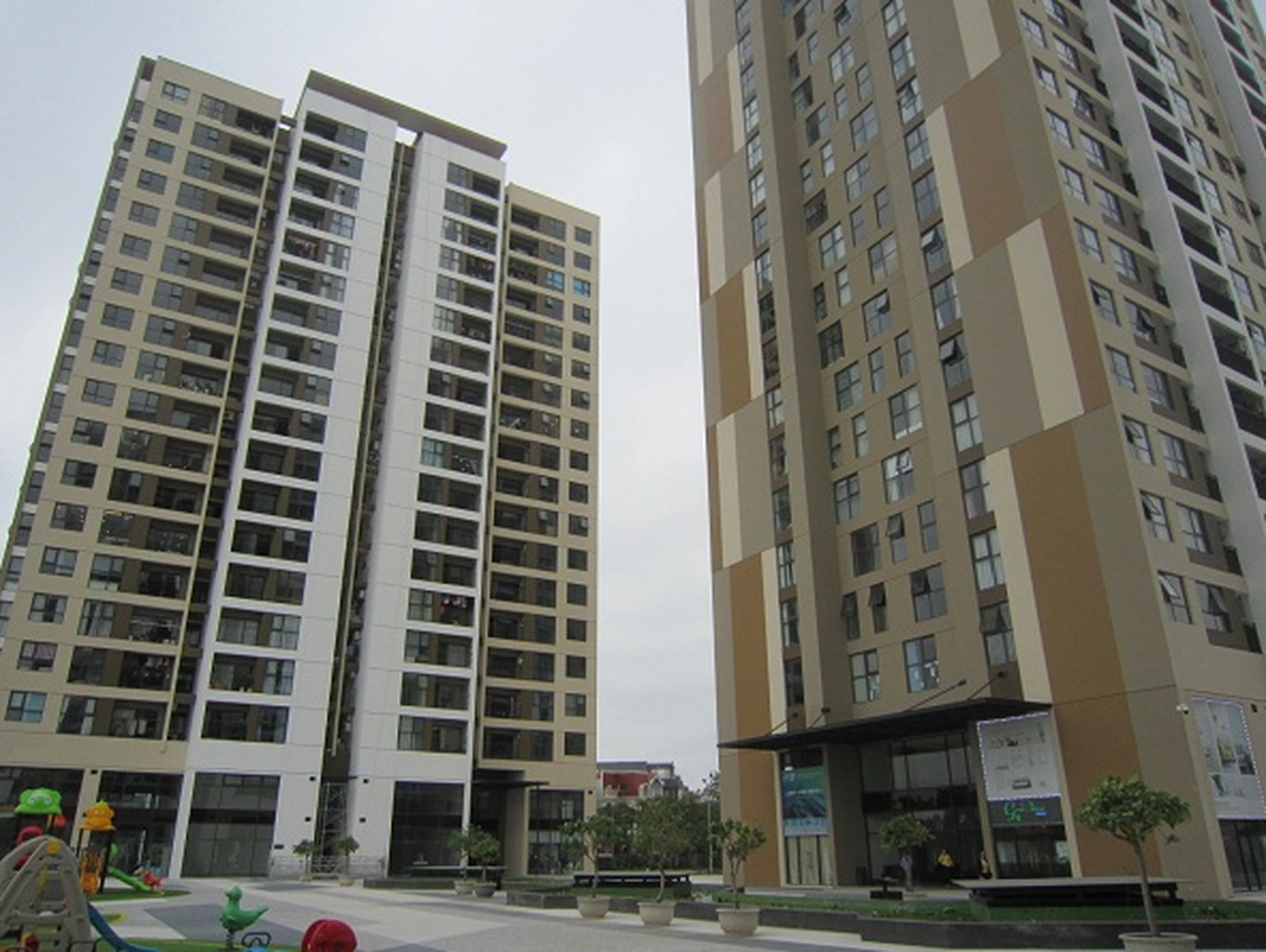 Dự án chung cư Việt Hưng Green Park có địa chỉ cụ thể ở đâu?