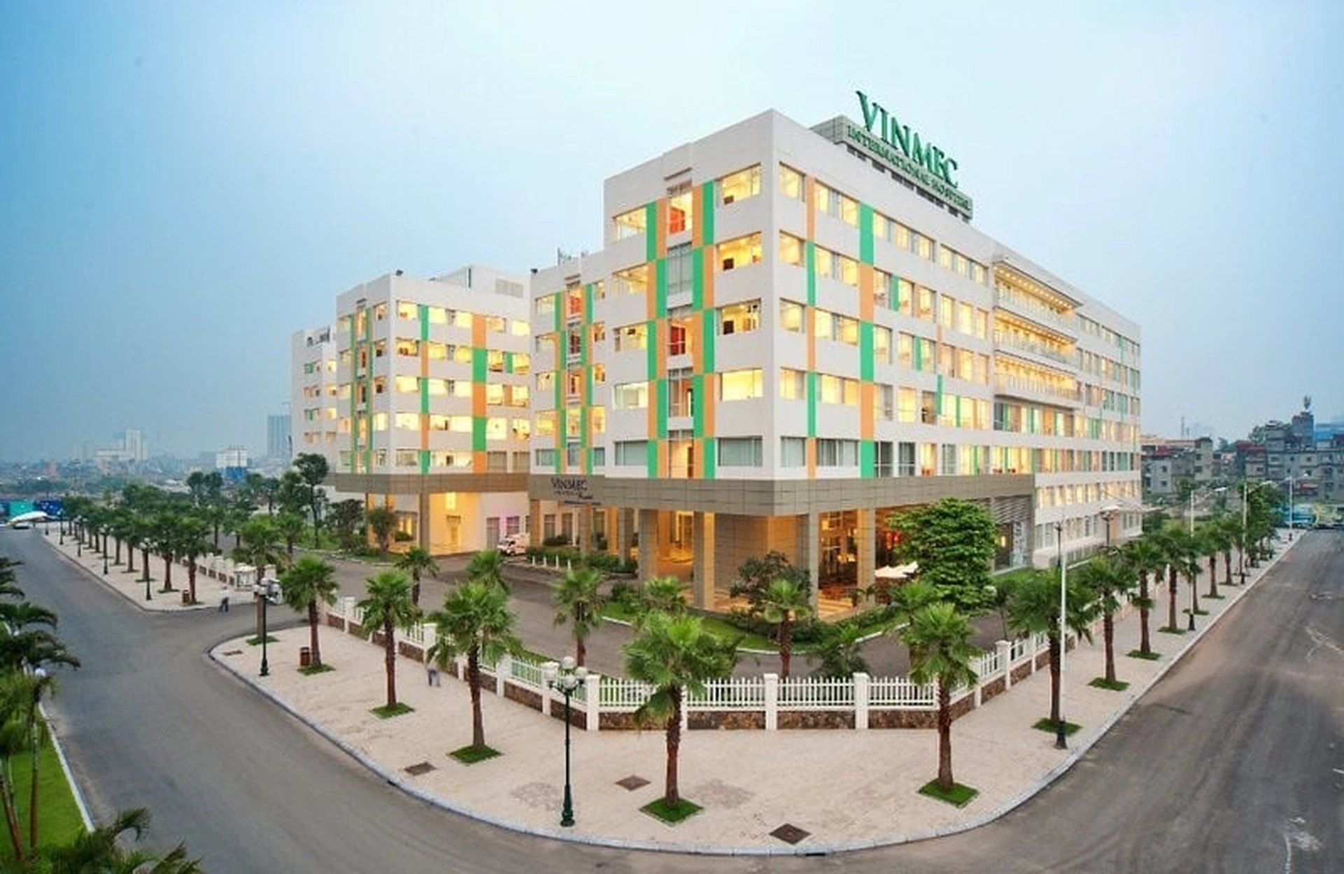 Chung cư Osaka Complex quận Hoàng Mai cách bệnh viện Vinmec bao nhiêu km?