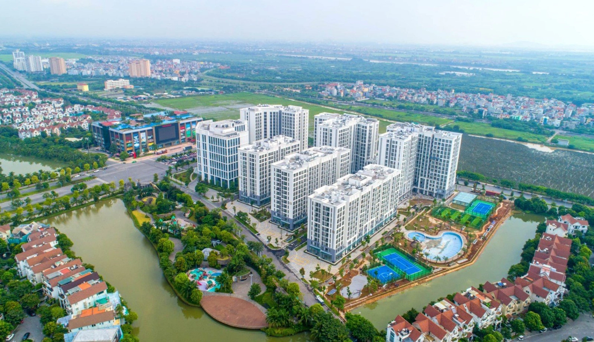 Chung cư Vinhomes Symphony cách Vinhomes Ocean Park 3 bao nhiêu km?
