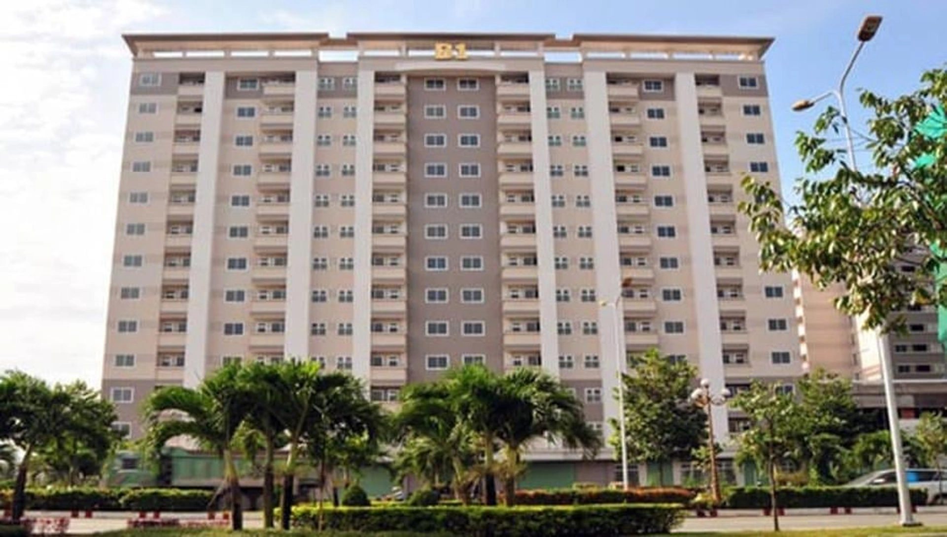 Có đủ chỗ đậu ôtô và xe máy chung cư B1 Trường Sa Quận Bình Thạnh không?