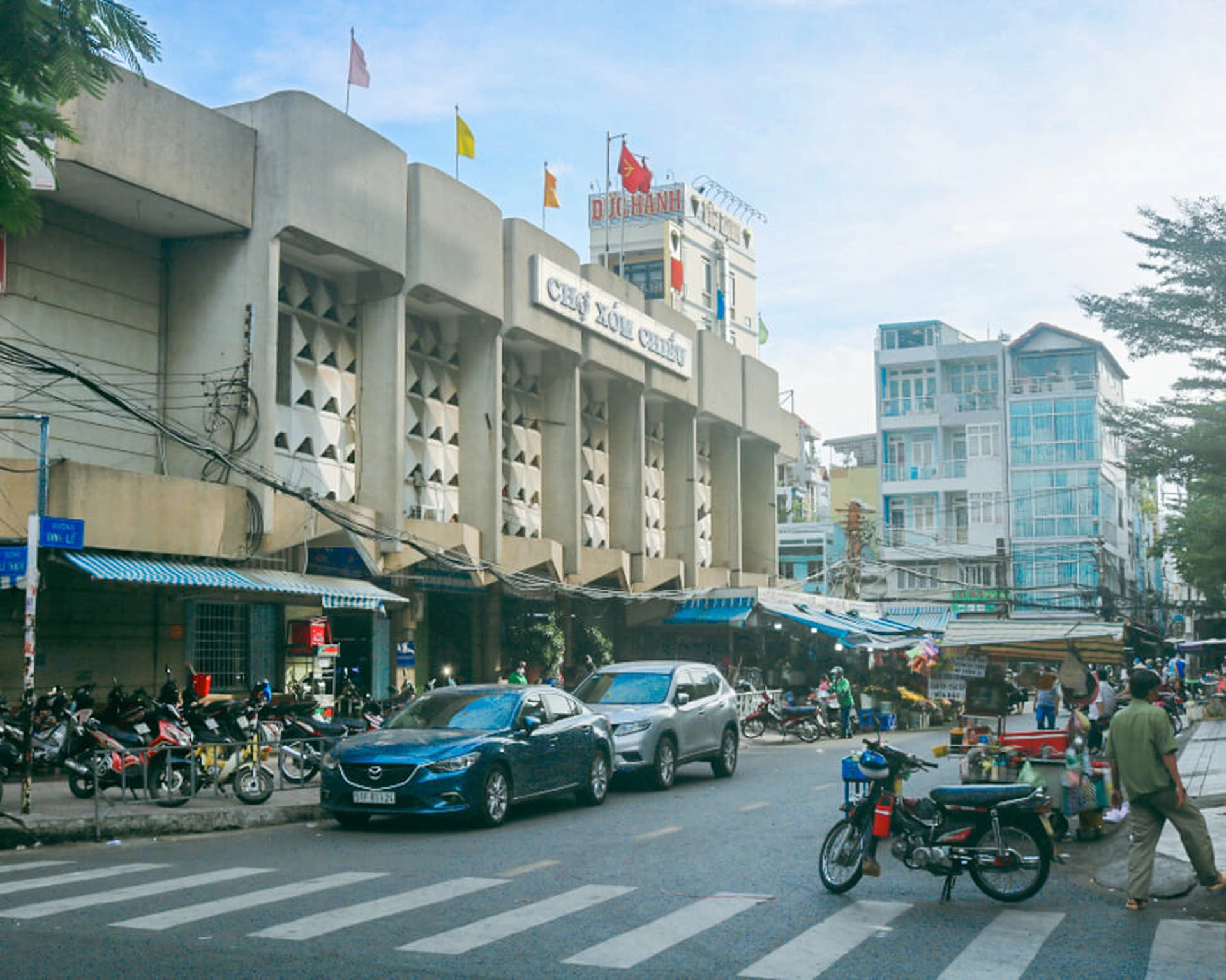 Nhà riêng gần chợ Xóm Chiếu, quận 4 có giá bán bao nhiêu?