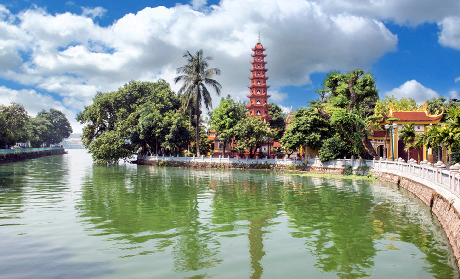 Giá bán nhà riêng, nguyên căn đường Nguyễn Đình Thi, quận Tây Hồ hiện tại là bao nhiêu?