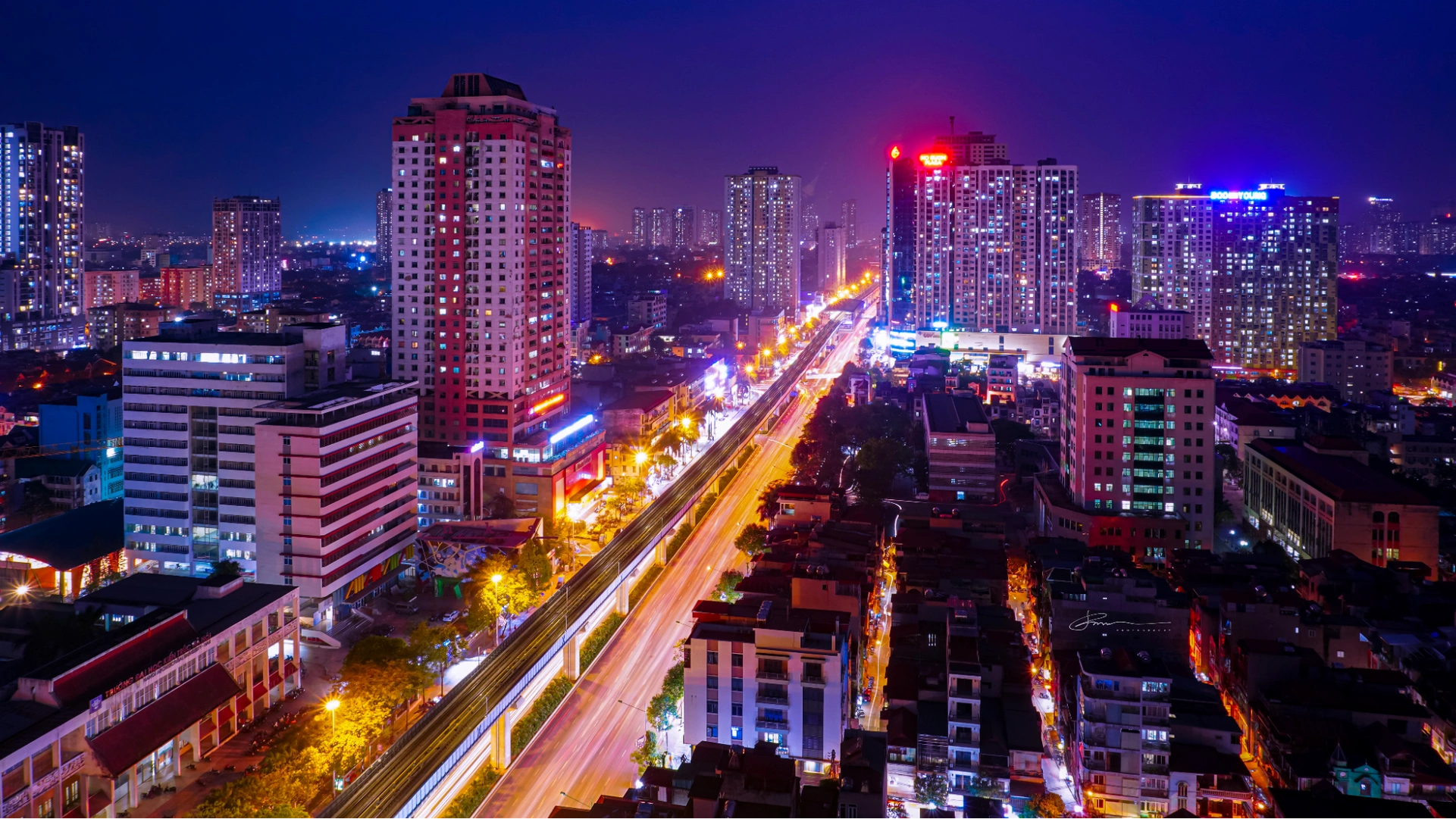 Nhà nguyên căn hướng Tây Nam quận Hà Đông đang bán bao nhiêu?