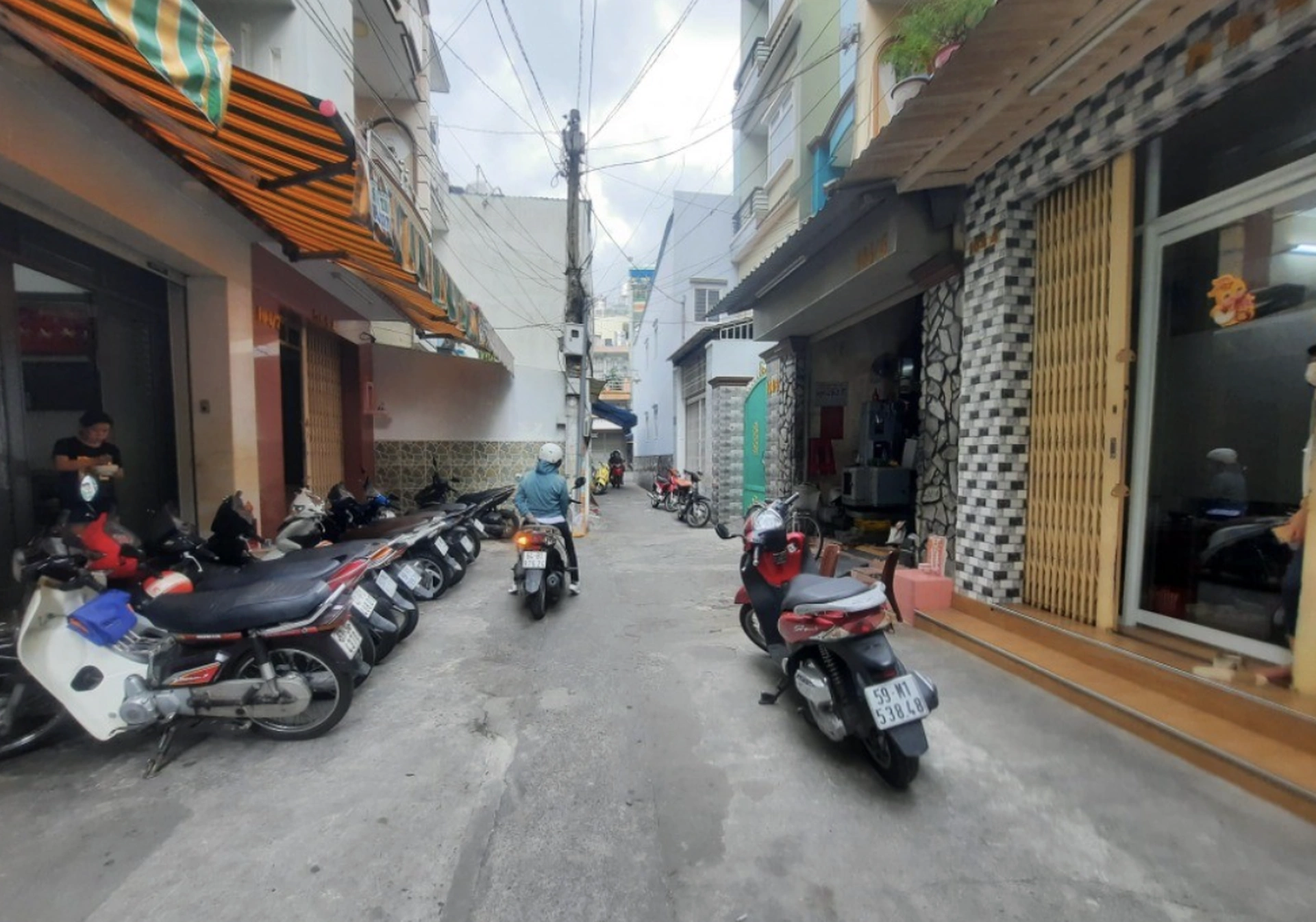 Giá bán nhà riêng, nguyên căn tại đường Hàn Hải Nguyên, quận 11 là bao nhiêu?