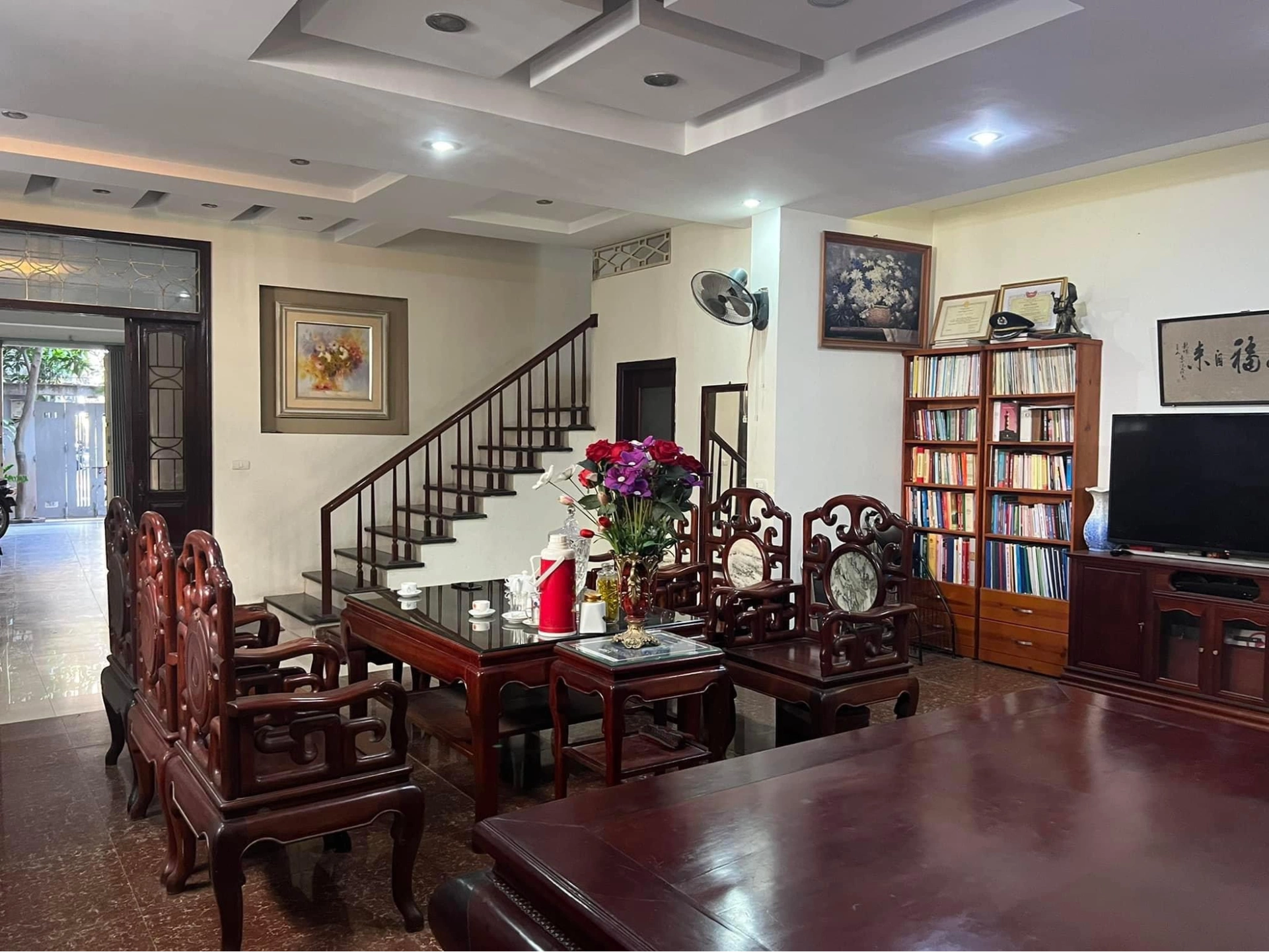 Giá bán nhà riêng, nguyên căn tại đường Ông Ích Khiêm, quận 11 là bao nhiêu?