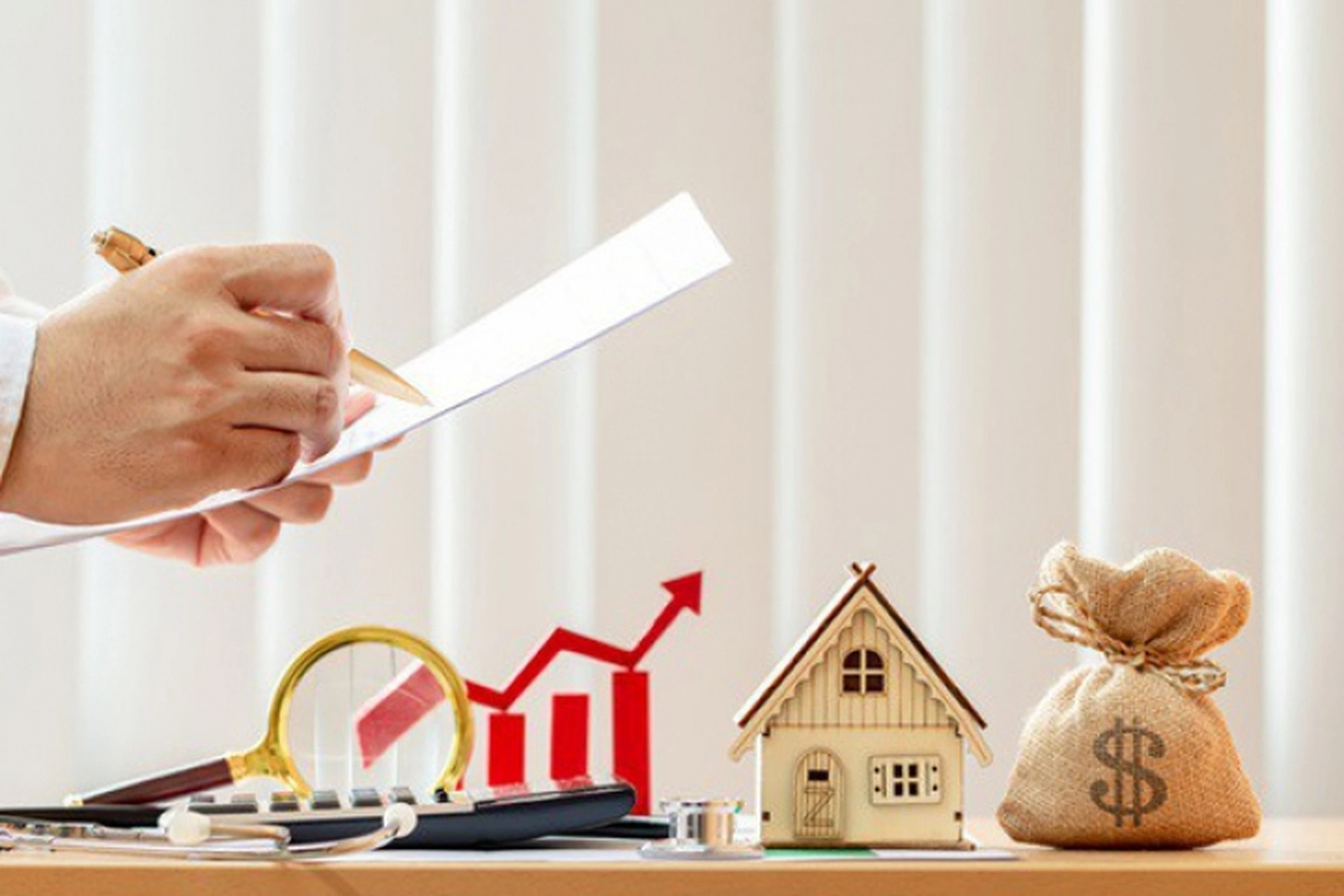 Có được tiếp tục vay ngân hàng mua nhà khi đã vay tiền để mua ô tô?