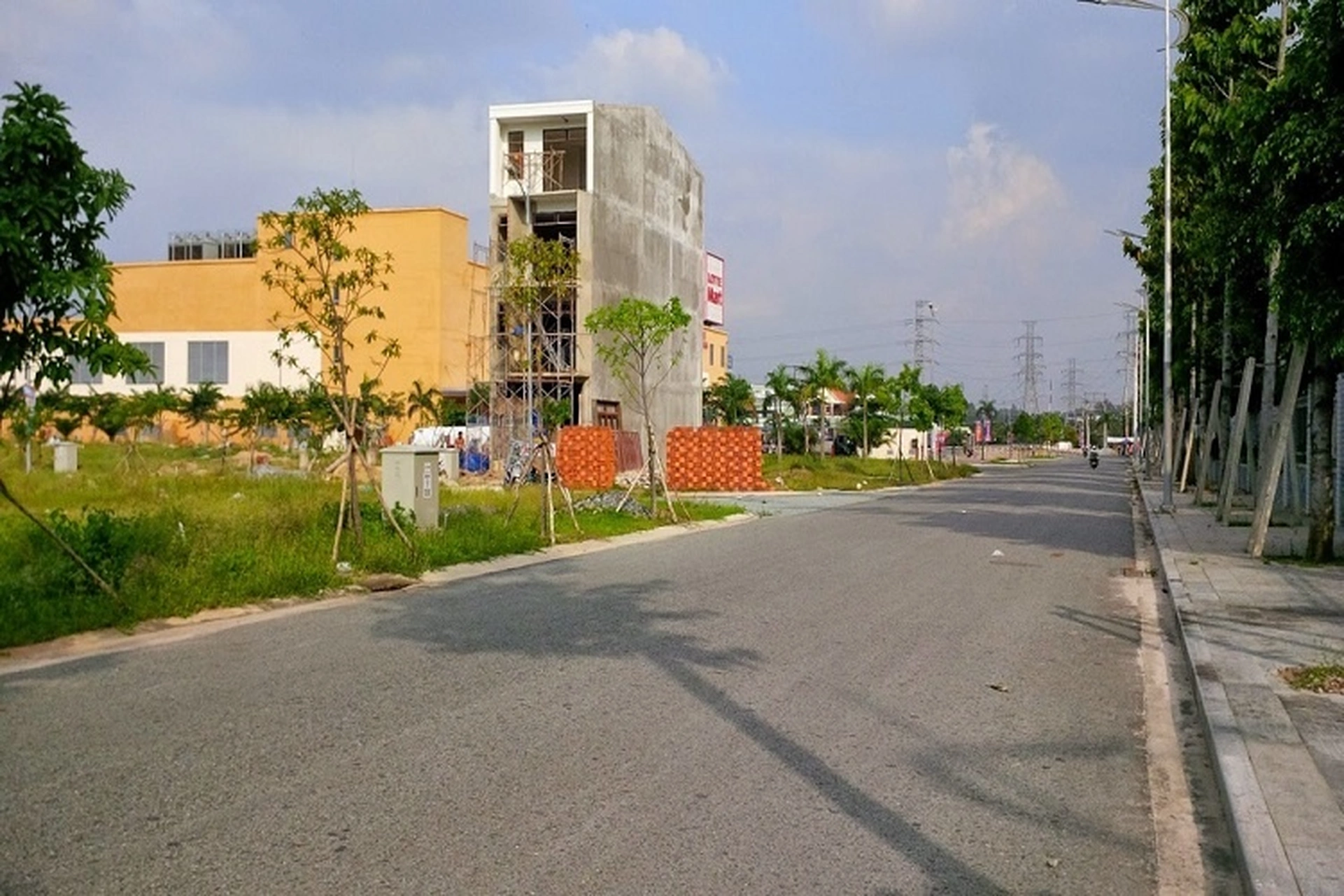 Những điều cần lưu ý khi mua đất thổ cư để tránh tiền mất, tật mang