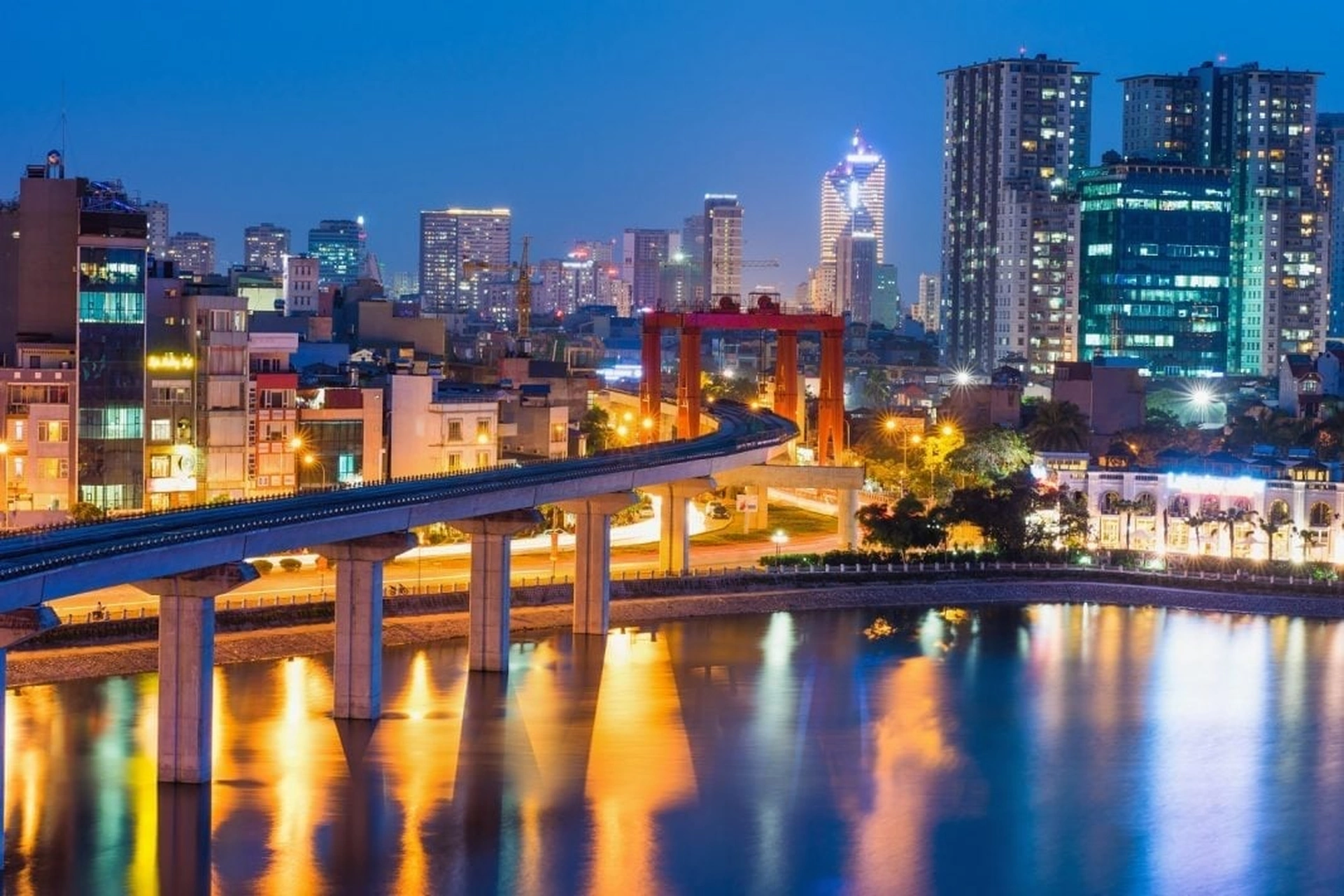 Chung cư Hà Nội tăng giá kỷ lục, tăng 77% trong năm 2023