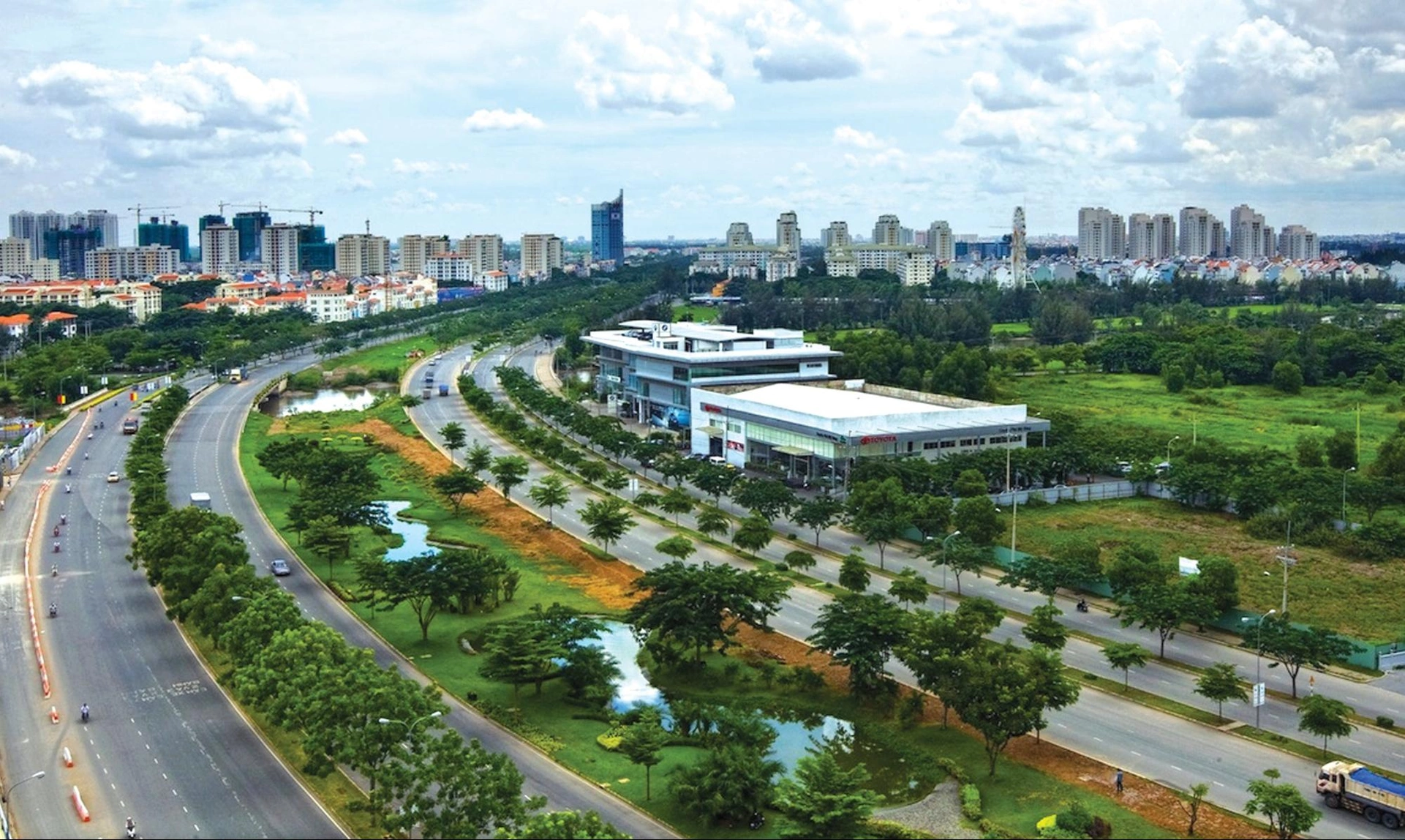 Nhà đầu tư trở lại: Thị trường địa ốc sẵn sàng đón chờ