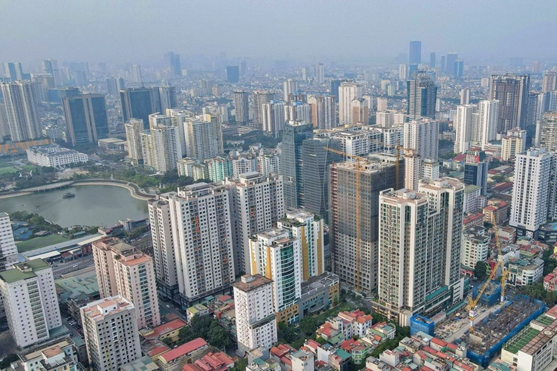 Thị trường nhà ở "nóng" lên từng ngày: Giá chung cư, căn hộ ngoại thành cán mốc 80 triệu đồng/m2