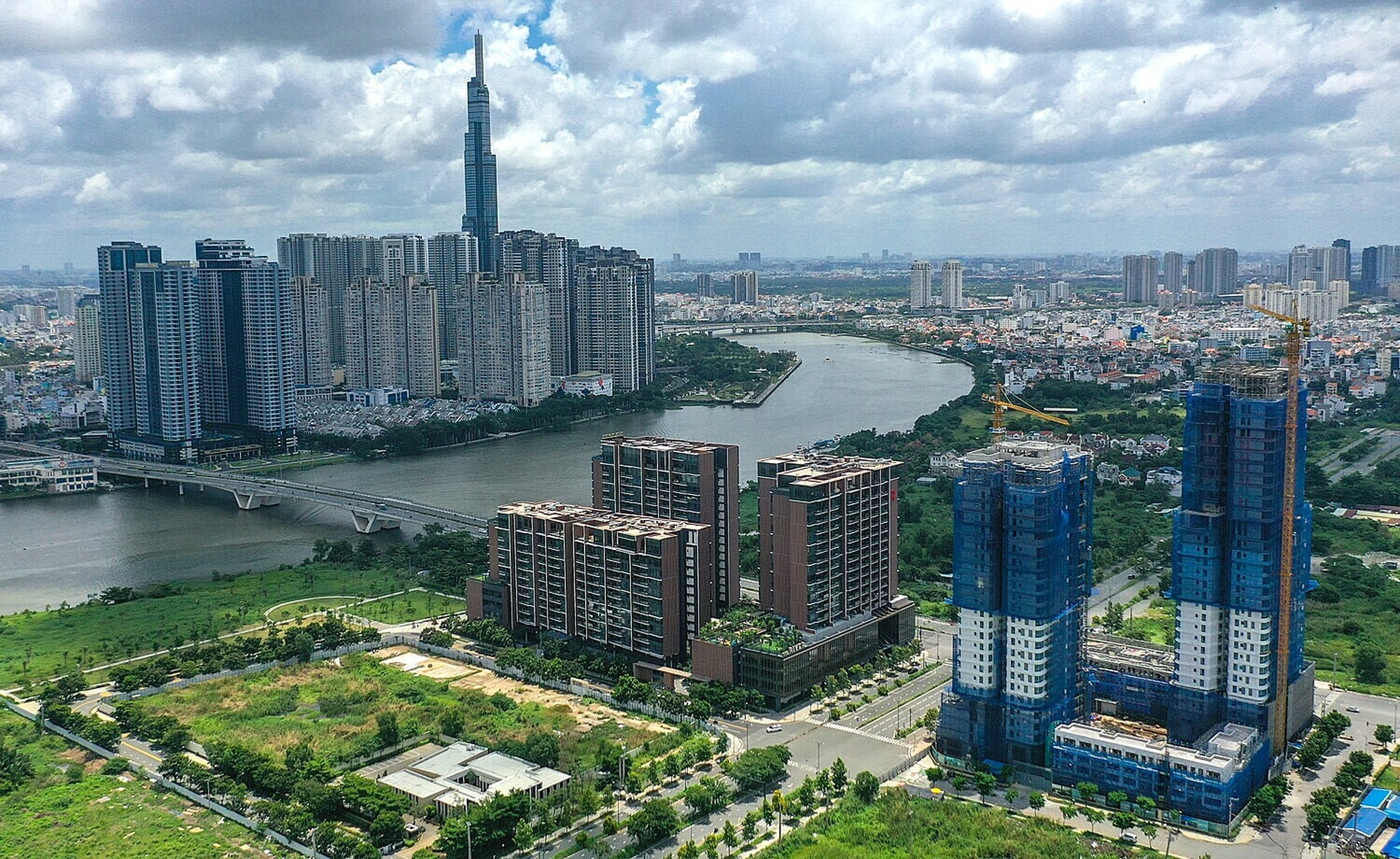 Căn hộ cũ ở nội đô và căn hộ mới ở ngoại thành: Lựa chọn nào mới phù hợp?