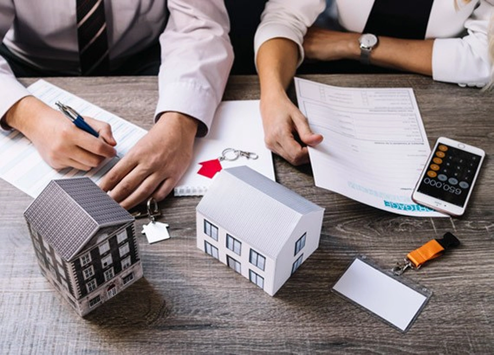 Vay vàng để mua nhà, nhiều người rơi vào cảnh khốn đốn