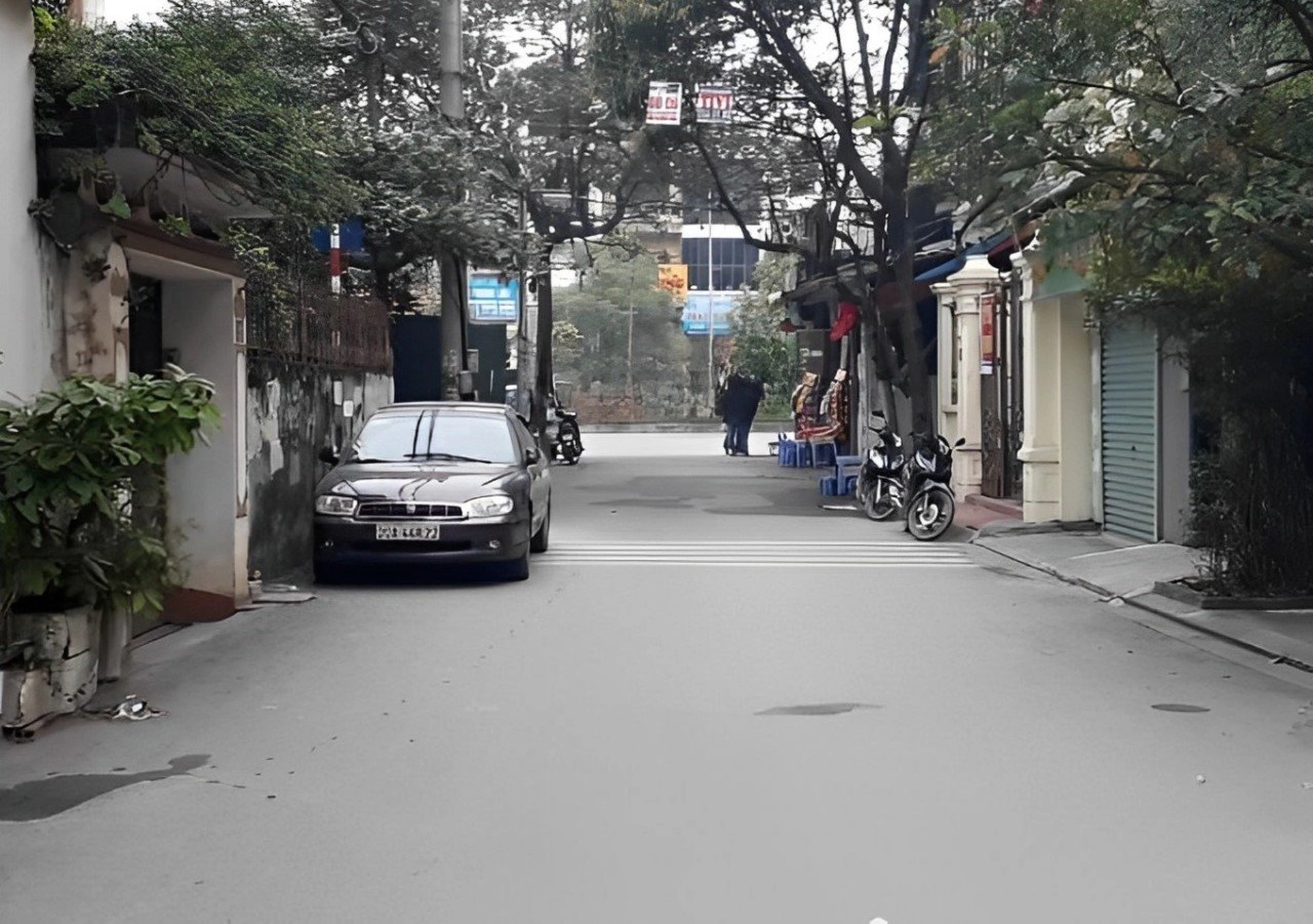 Nhà mặt ngõ diện tích 80m2 - 100m2 cách đường Ngô Gia Tự quận Long Biên giá bao nhiêu?