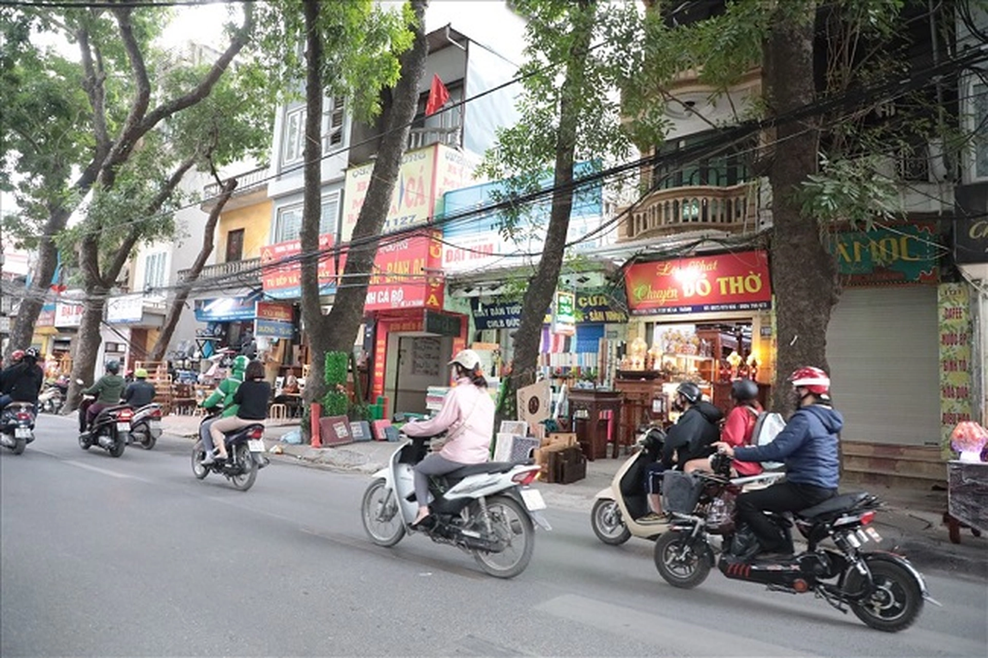 Nhà mặt ngõ diện tích 45m2 - 60m2 đường Đê La Thành quận Đống Đa giá bao nhiêu?