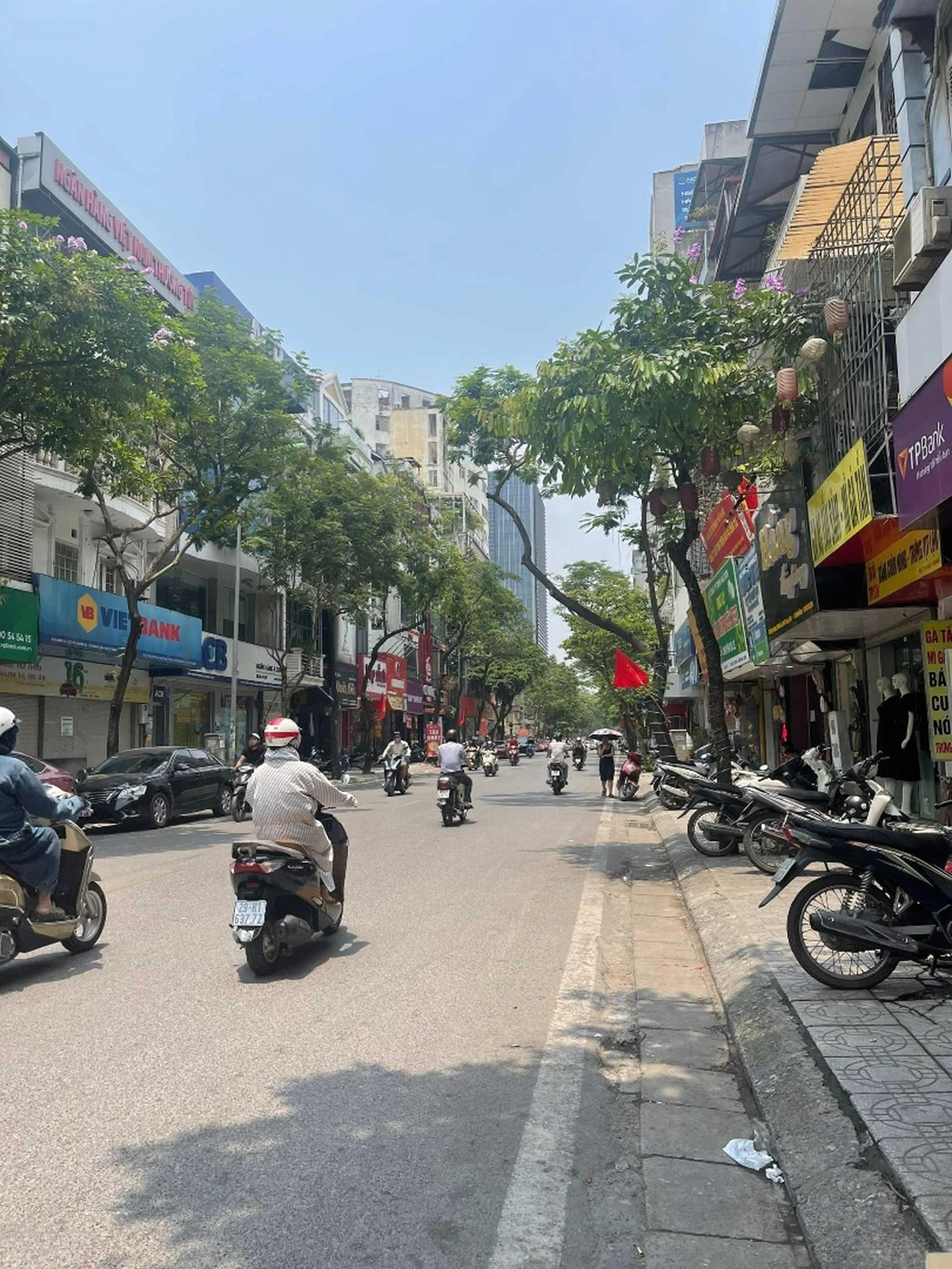 Nhà mặt ngõ 4 tầng cách đường Lò Đúc quận Hai Bà Trưng giá bao nhiêu?