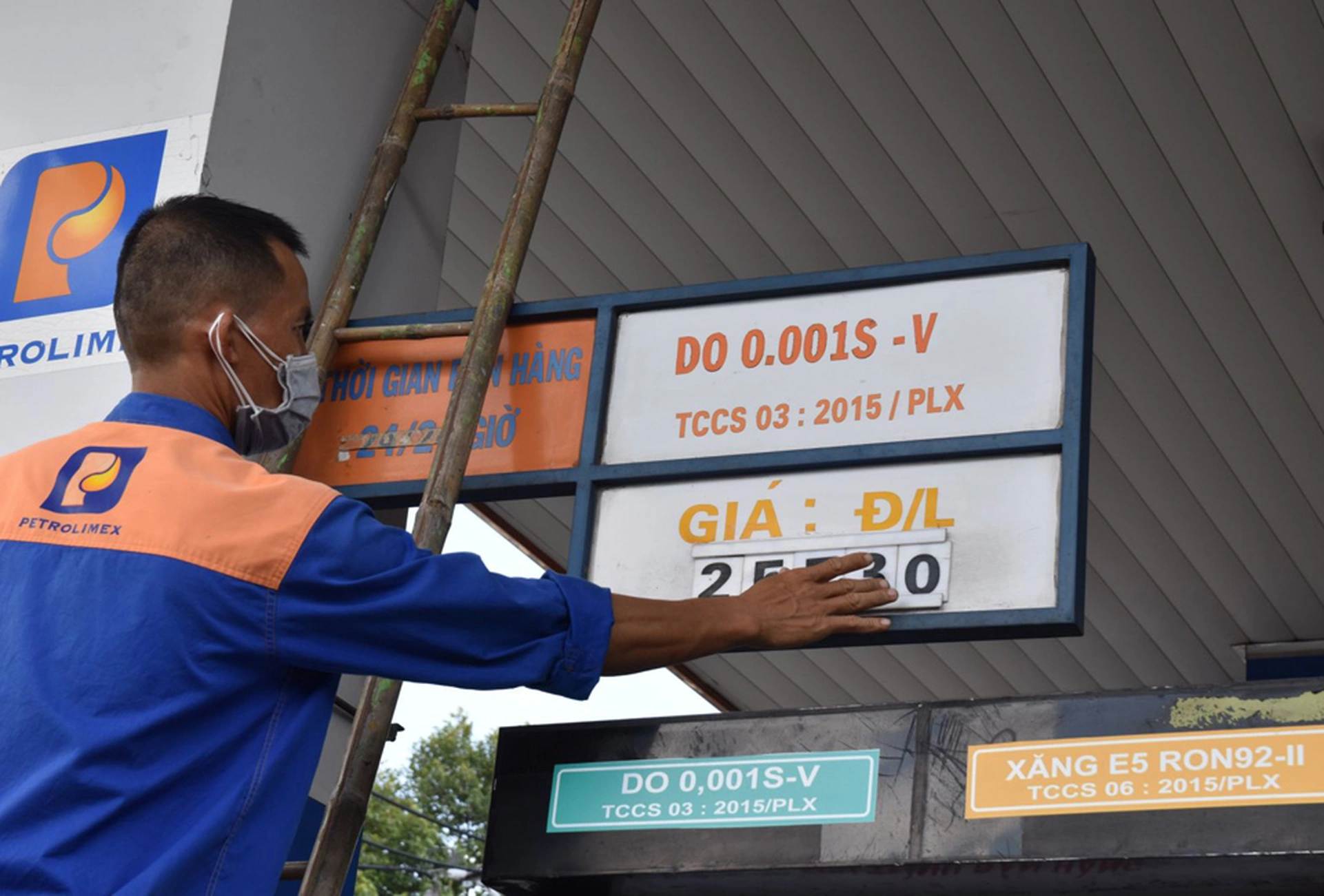 Giá dầu vùng 1 được quy định bao gồm những tỉnh thành nào?