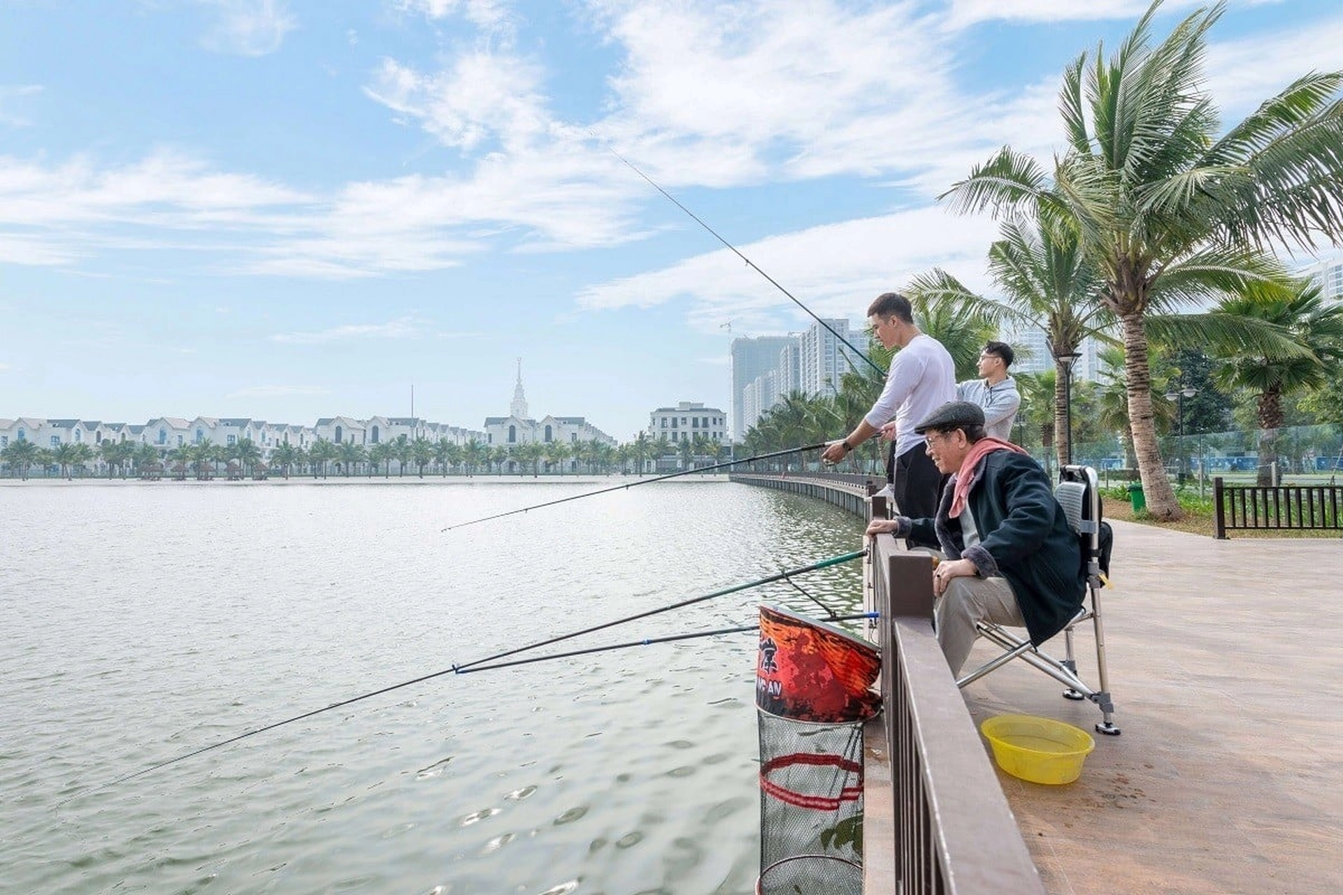 Giải đáp: Đi câu cá tại Vinhomes Ocean Park Gia Lâm có mất phí không?