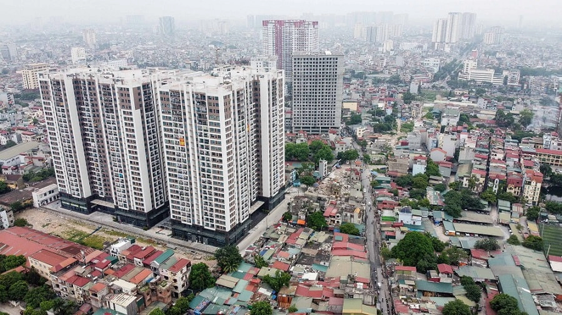 Giá căn 2 phòng ngủ rẻ nhất và đắt nhất tại quận Hoàng Mai là bao nhiêu?