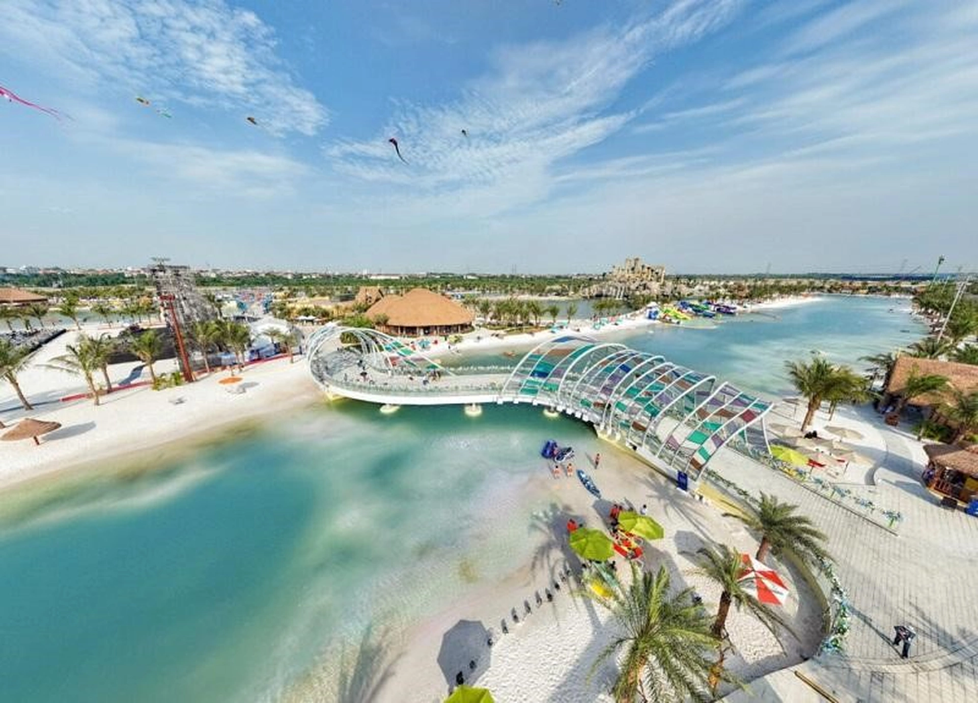 Hướng dẫn cách di chuyển nhanh nhất tới công viên biển tạo sóng nhân tạo lớn nhất thế giới - Royal Wave Park