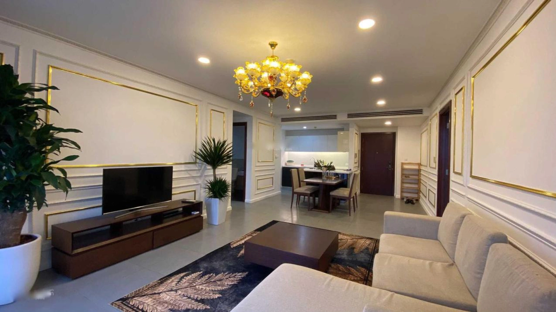 Giá căn hộ chung cư quận Cầu Giấy diện tích 150 - 200m2 đang bán bao nhiêu tiền 1m2?