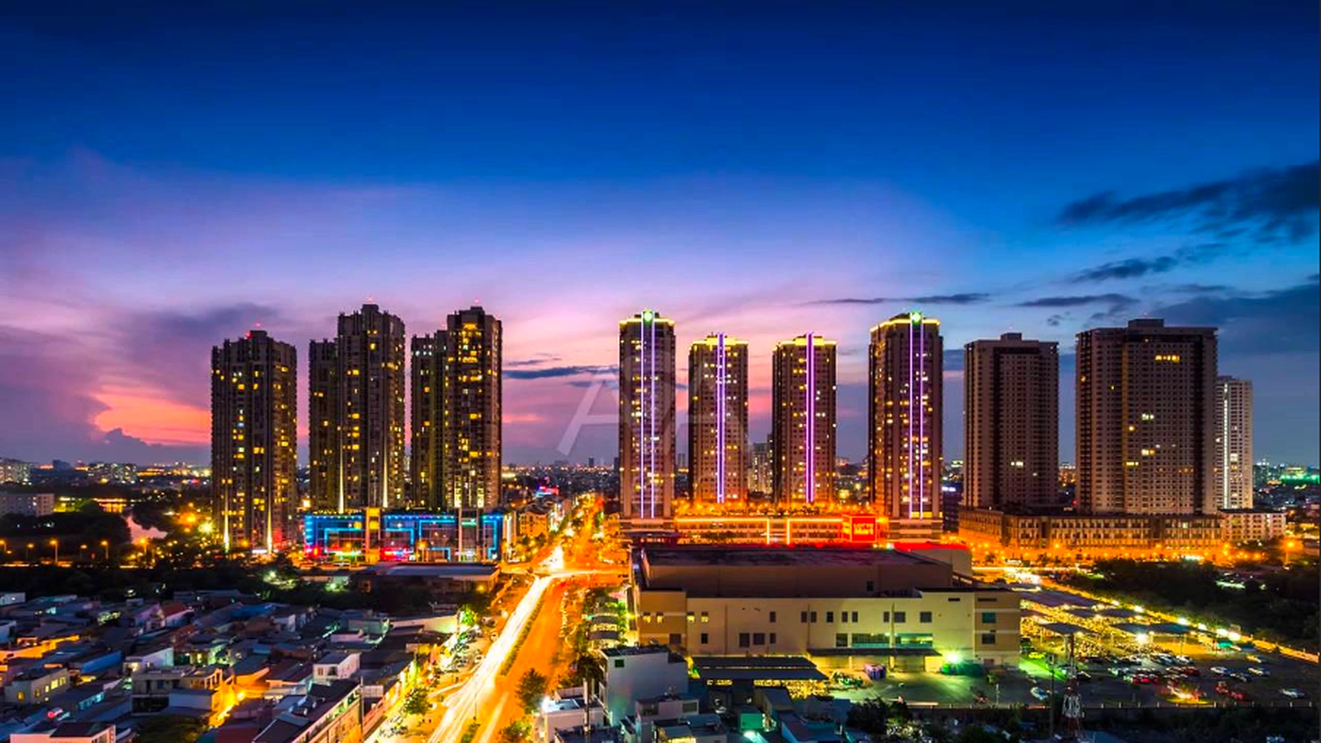 Giá chung cư quận 7 diện tích dưới 30m2 đang bán bao nhiêu tiền 1m2?