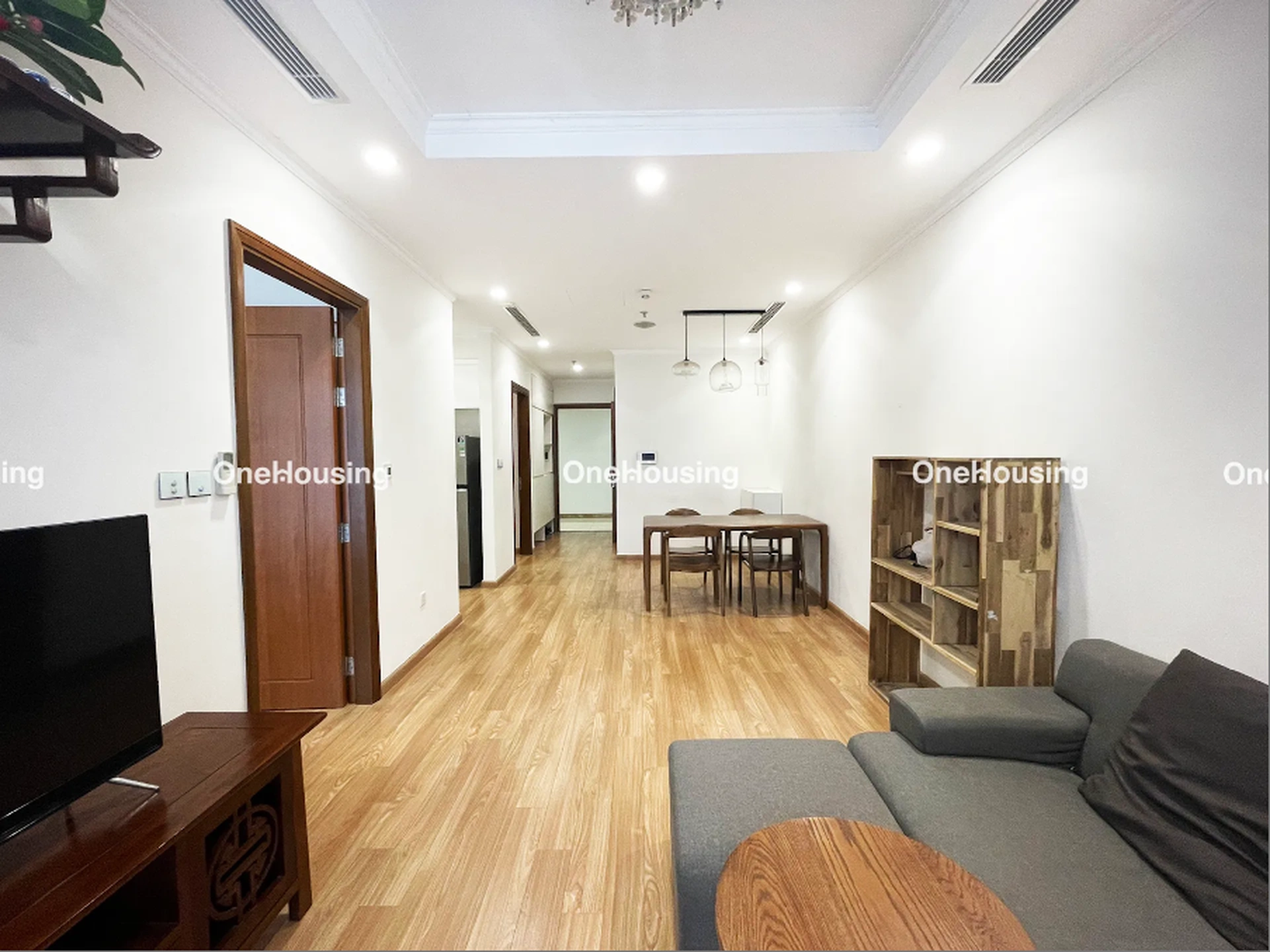 Căn 2PN tòa P12 Park Hill Premium Times City 73m2 đang bán giá bao nhiêu?