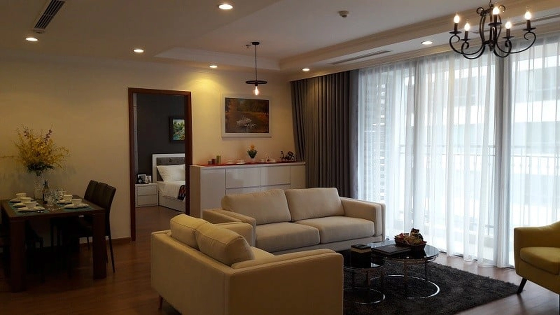 Gần trường Đại học Bách Khoa Hà Nội, quận Hai Bà Trưng có chung cư trung cấp nào?