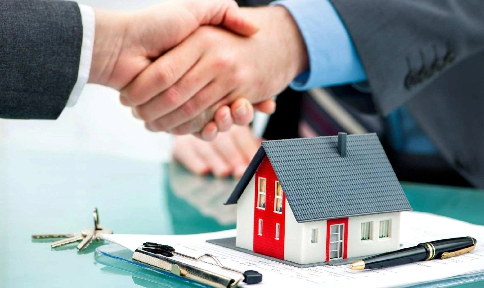 Giao dịch bất động sản uỷ quyền và những rủi ro tiềm ẩn khách hàng cần lưu ý