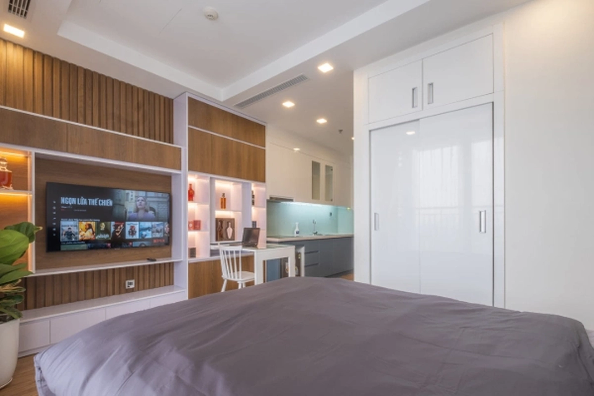 Gần Học viện Múa Việt Nam có chung cư nào đang bán căn hộ studio?