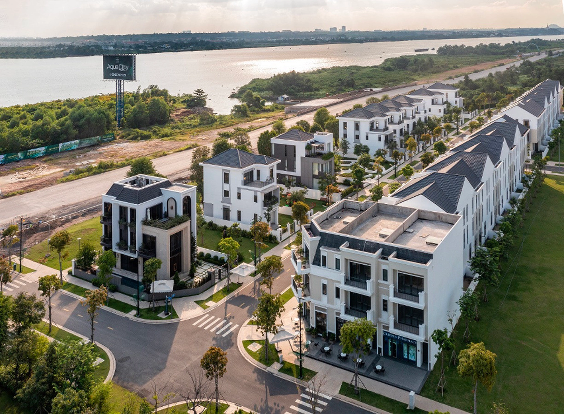 Cập nhật mới nhất giá thuê biệt thự, nhà liền kề phường Phú Hữu quận 9