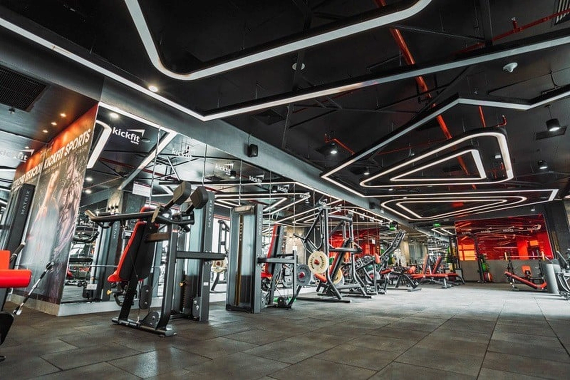 Gần chung cư HDU3 Nguyễn Đức Cảnh quận Hoàng Mai có phòng gym, yoga nào không?
