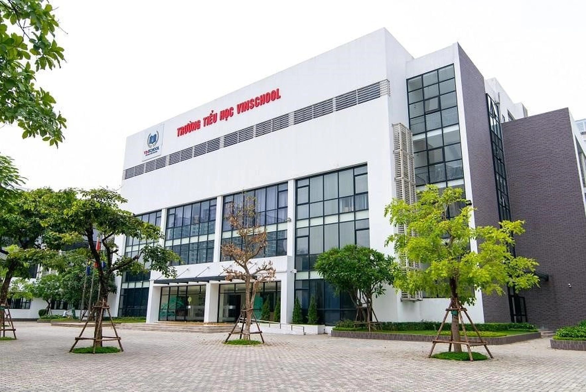 Gần chung cư Viễn Đông Star quận Hoàng Mai có trường tiểu học nào không?